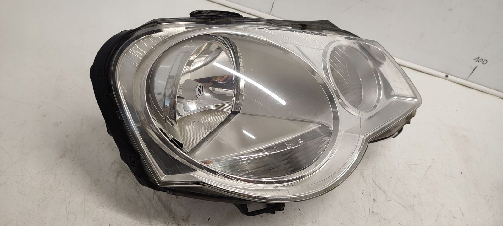 light front front right VW Polo 9N LIFT