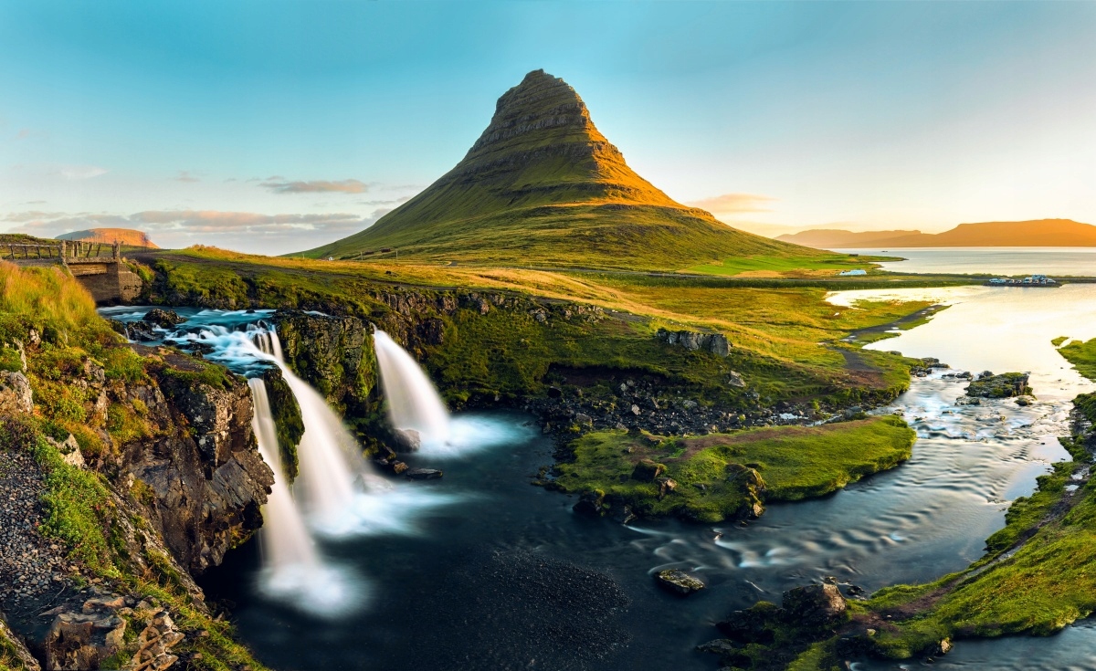 

Fototapeta Flizelinowa Góra Kirkjufell 416x254