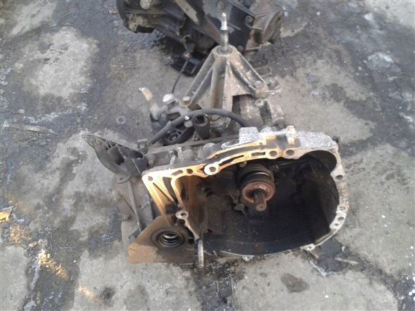 SKRZYNIA BIEGOW RENAULT CLIO III 1 2 TCE BENZYNA