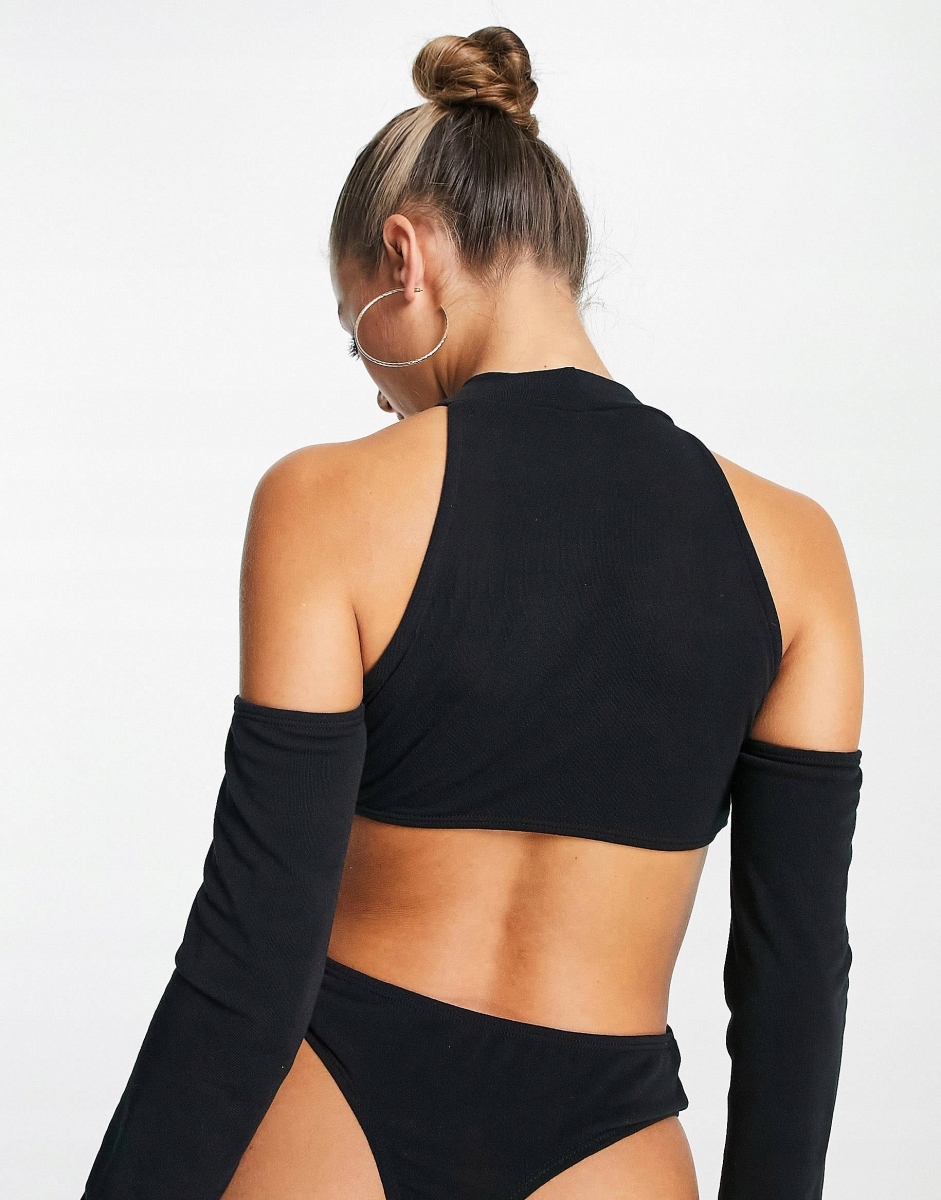 BODY DAMSKIE Z WYCIĘCIEM ROZM L 140 Kolor czarny