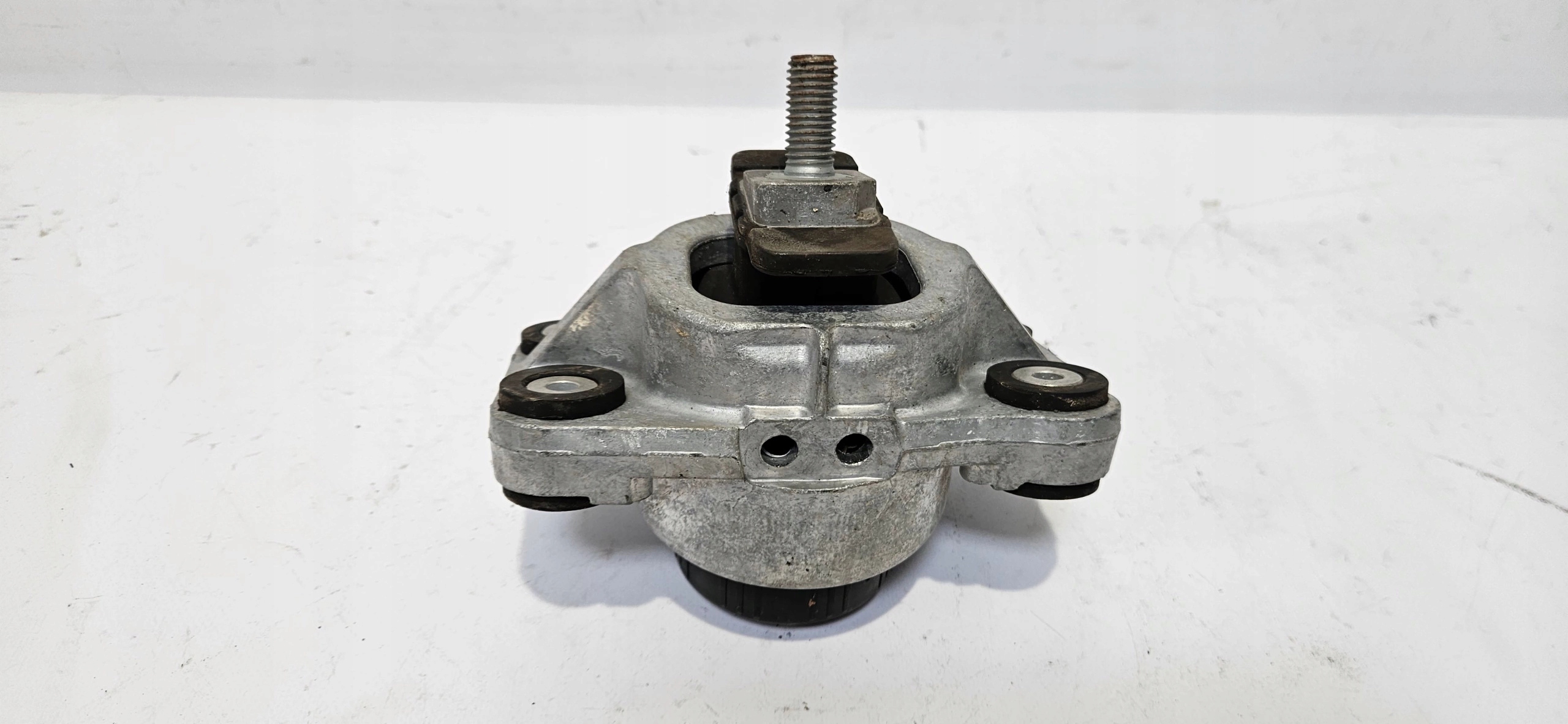 holder engine mount left right LAND ROVER DEFENDER L663 original
