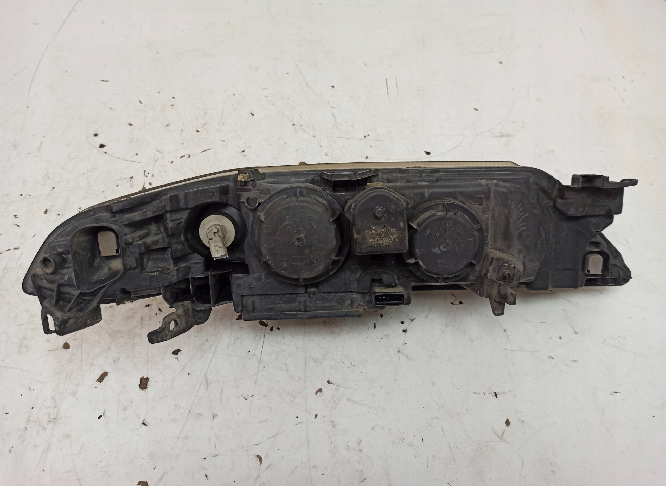 LAMPA LEWA PRZEDNIA RENAULT LAGUNA GRANDTOUR Producent części Renault OE