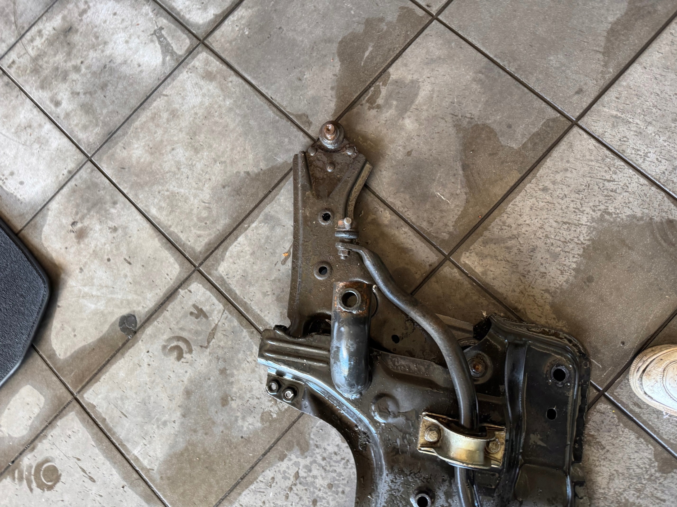 achsträger fahrschemel träger vorne FIAT DOBLO II OPEL COMBO D original