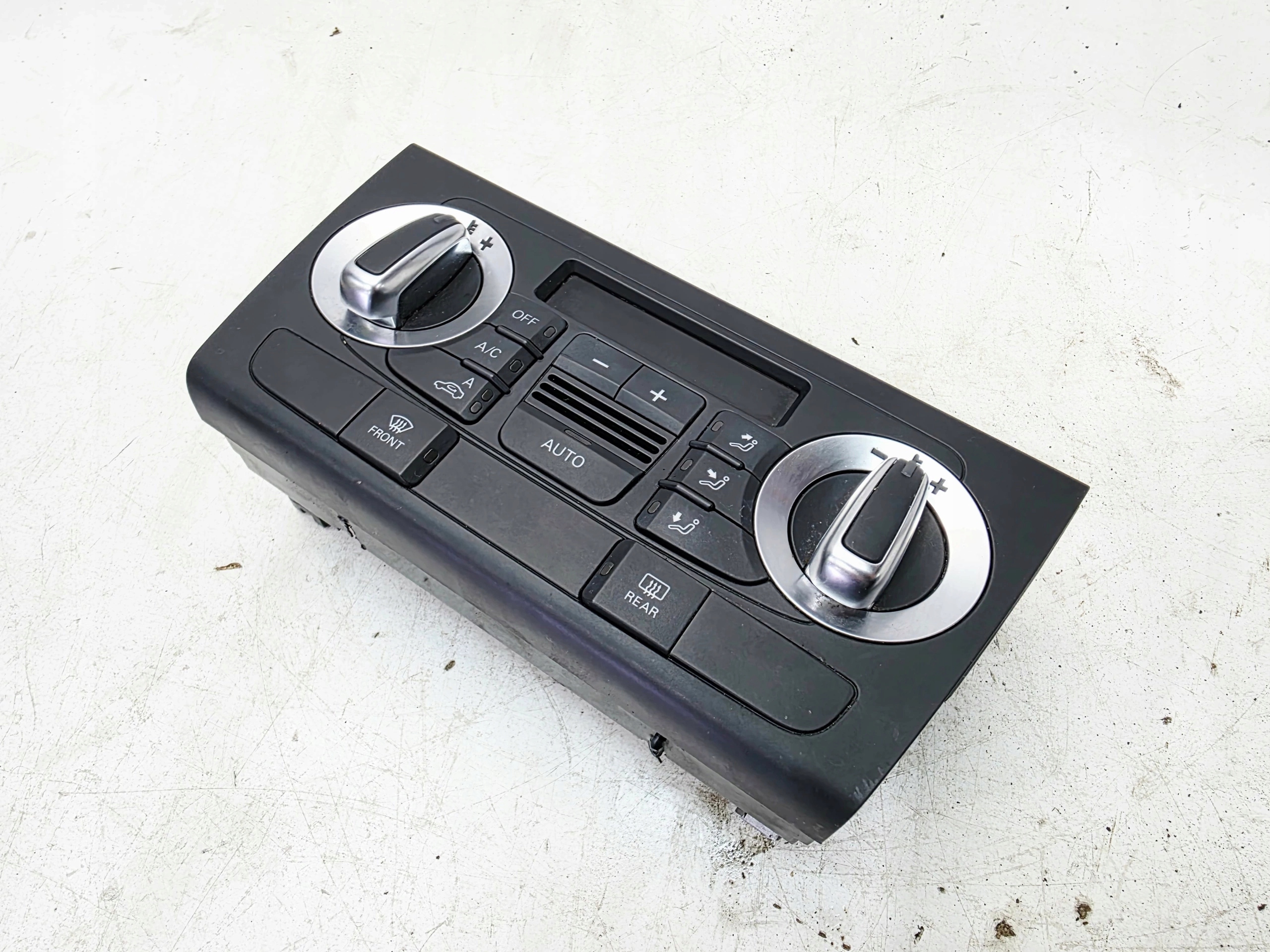 Unite commande clima de chauffage KLIMATRONIK AUDI Q3 8U 8U0820043D