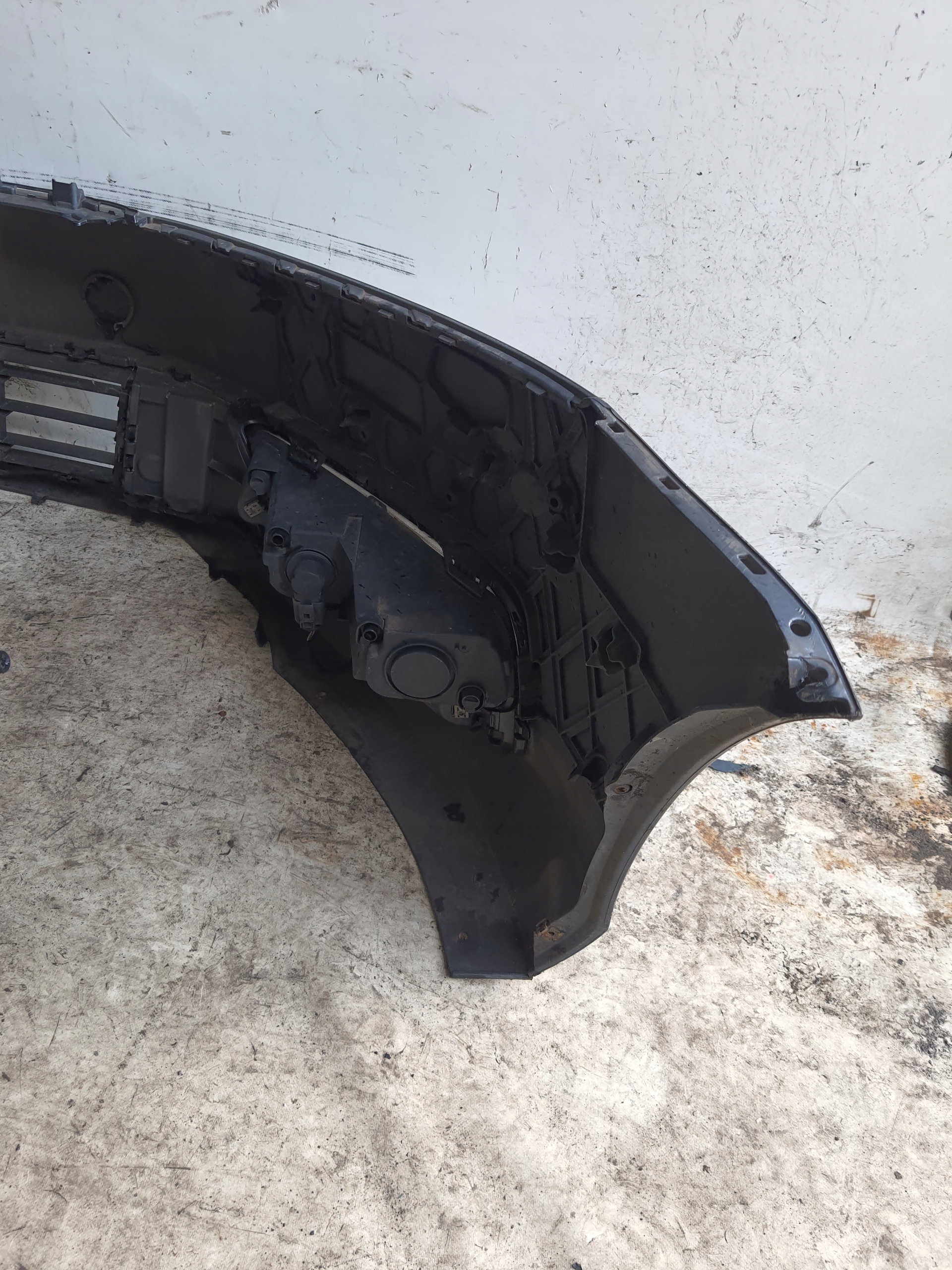 VOLKSWAGEN PASSAT B7 10-14 bumper
