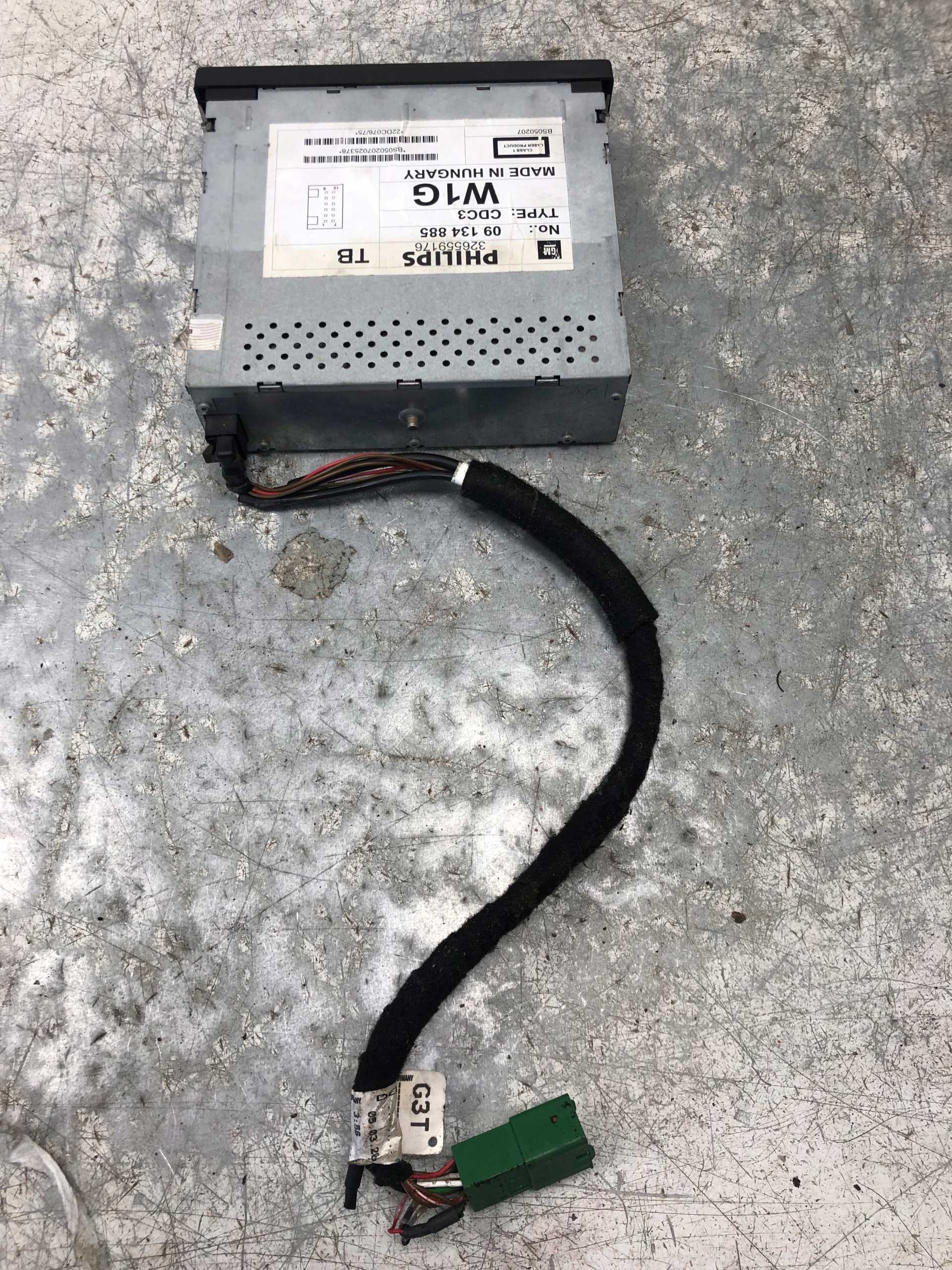 ZMIENIARKA PŁYT CD OPEL ZAFIRA A 09134885 - 15053480122