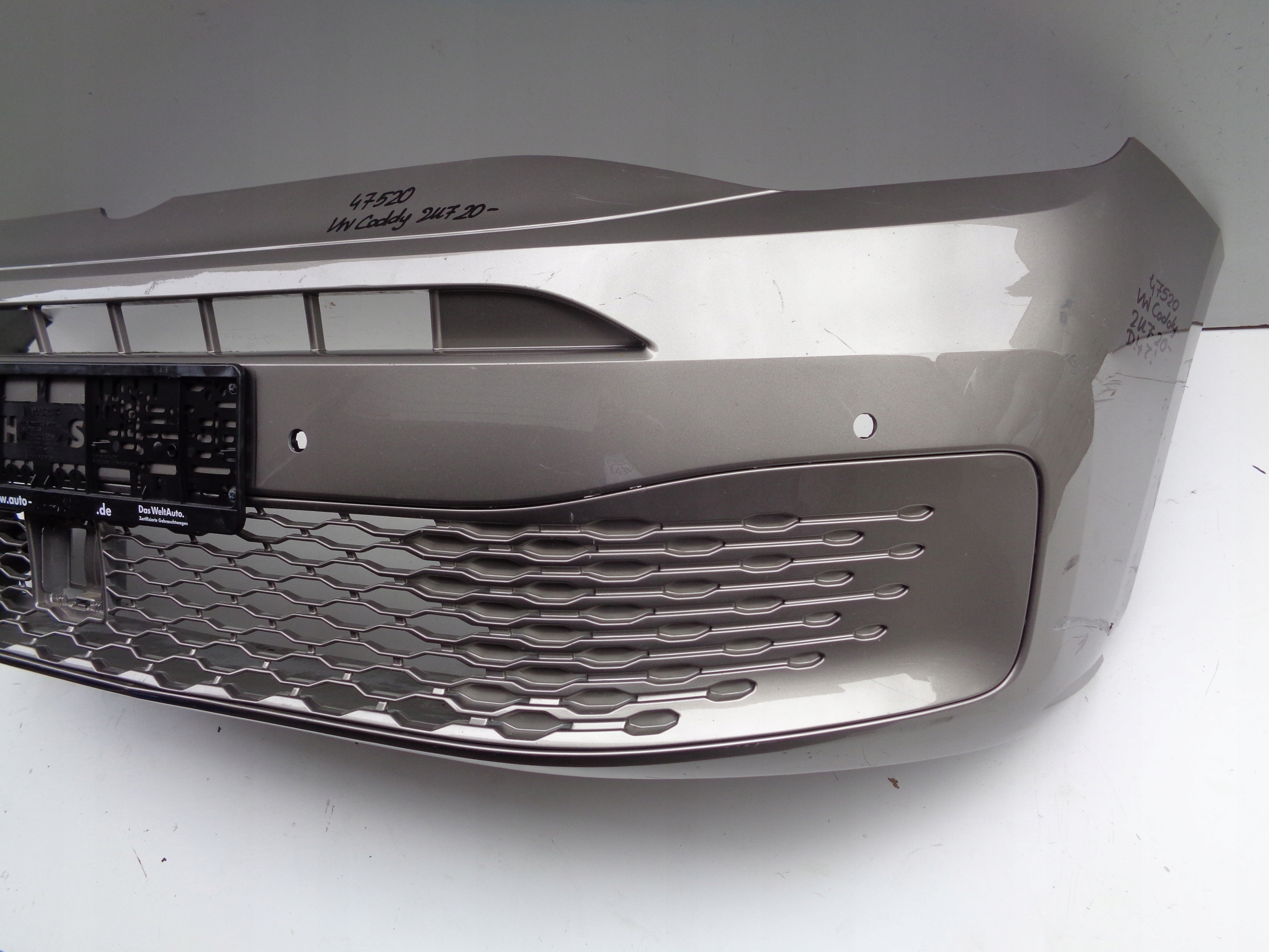 Frontstoßstange VW CADDY 2K 2K7 20- NR 47520