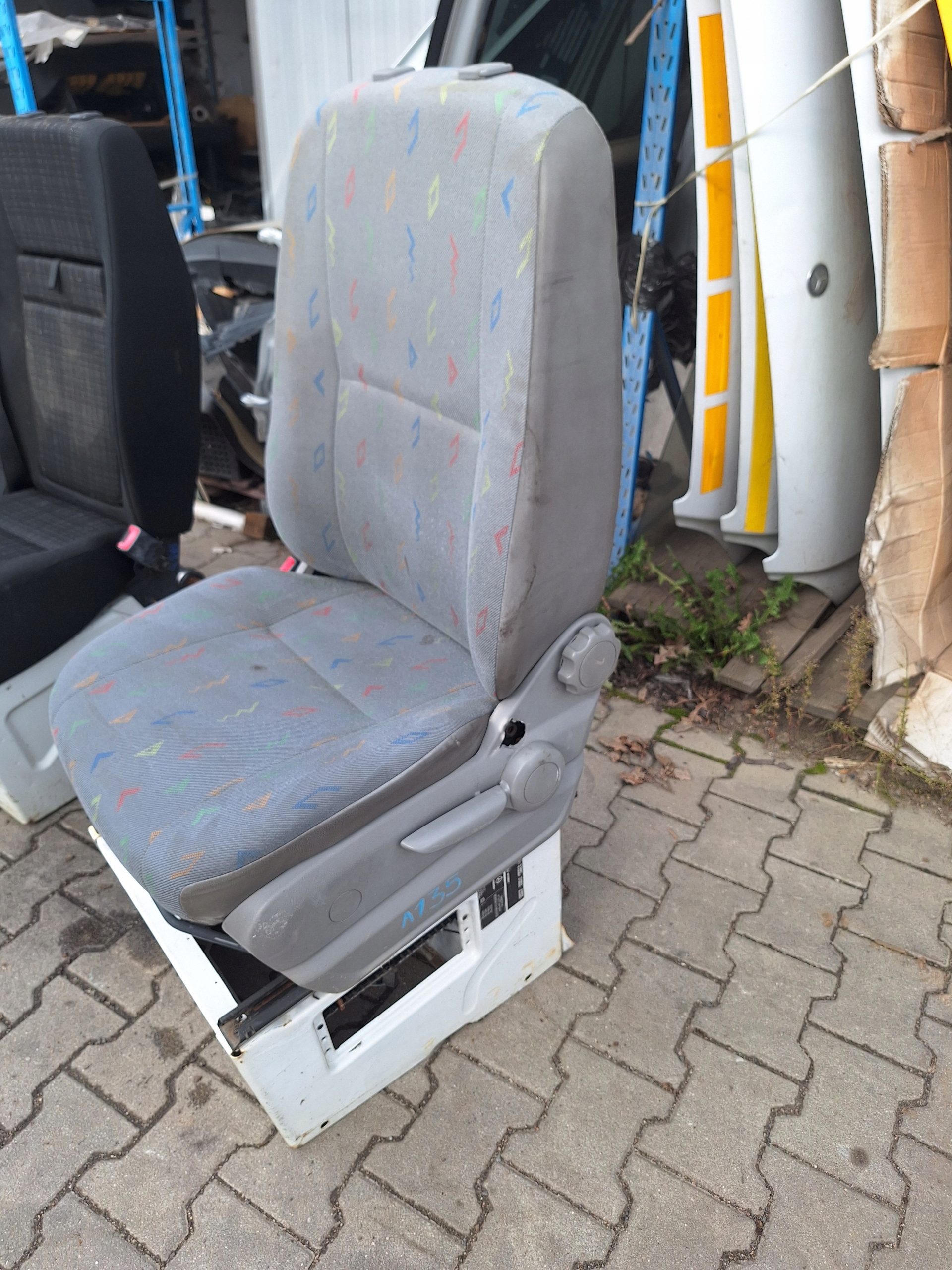 SPRINTER vw LT 95-06 кресло водители перед основа