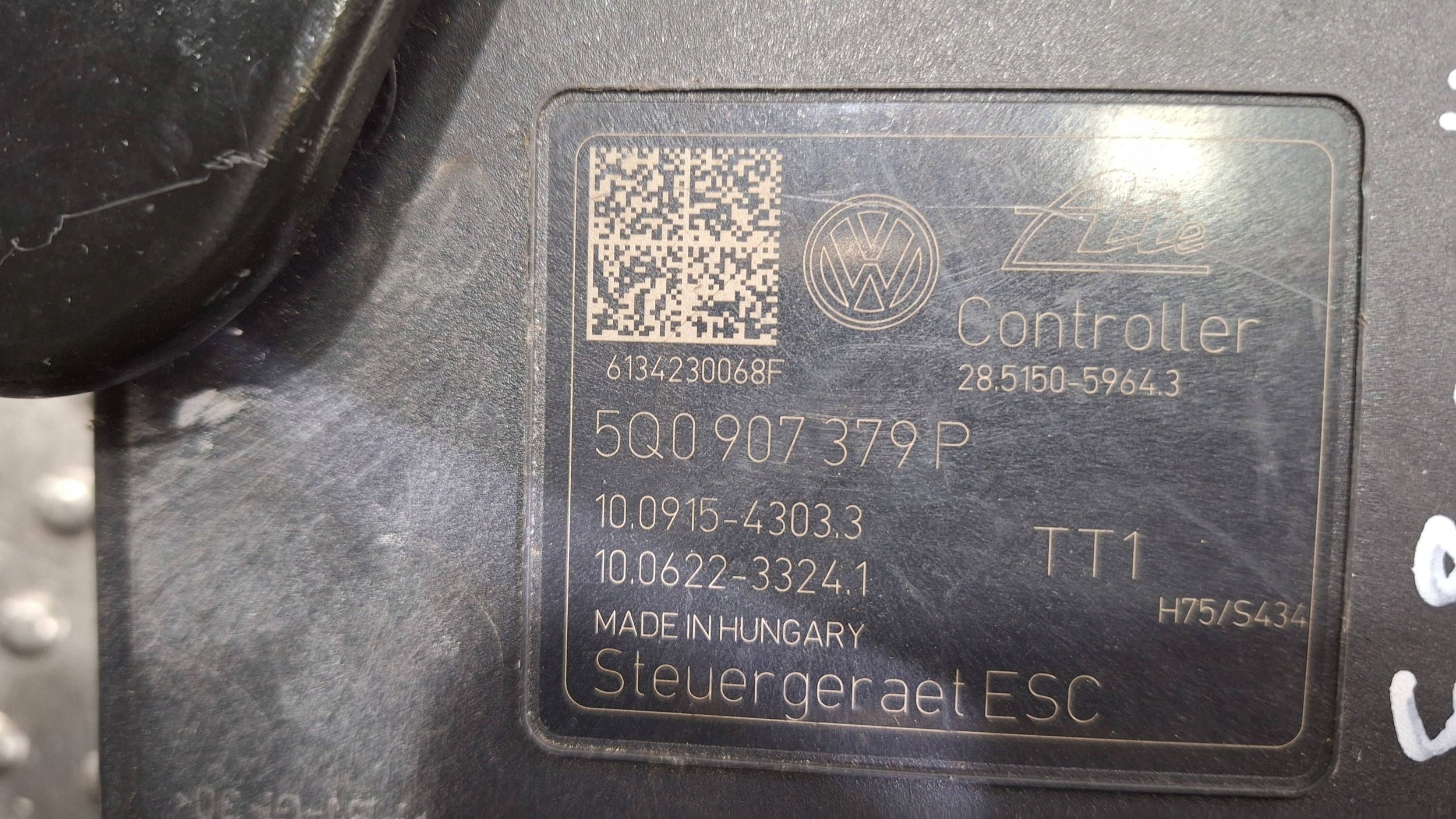 pump control unit ABS 5Q0614517N 5Q0907379P VW GOLF VII AUDI A3 8V