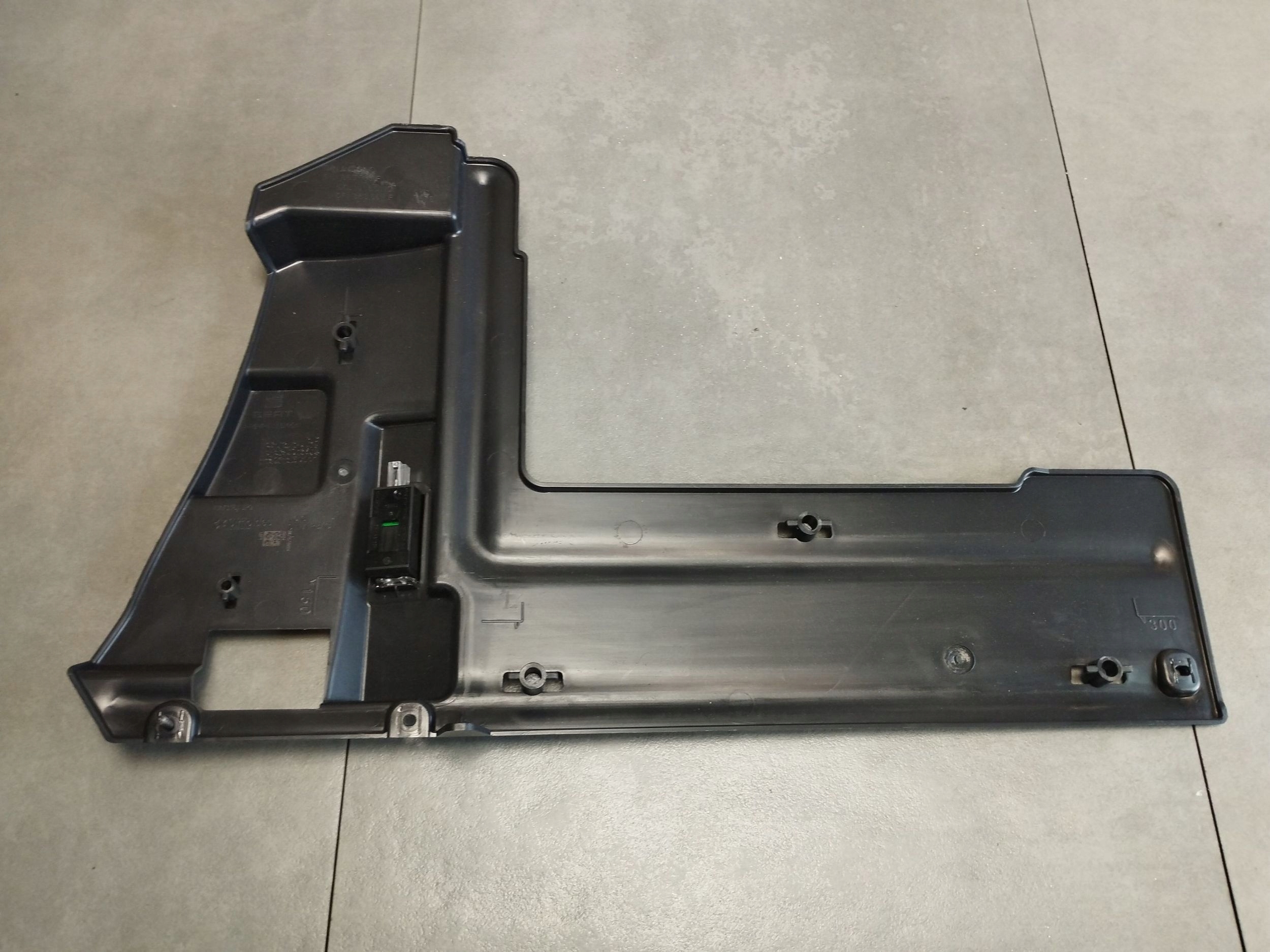 Cupra Formentor cover below steering wheel, 5F1863667F