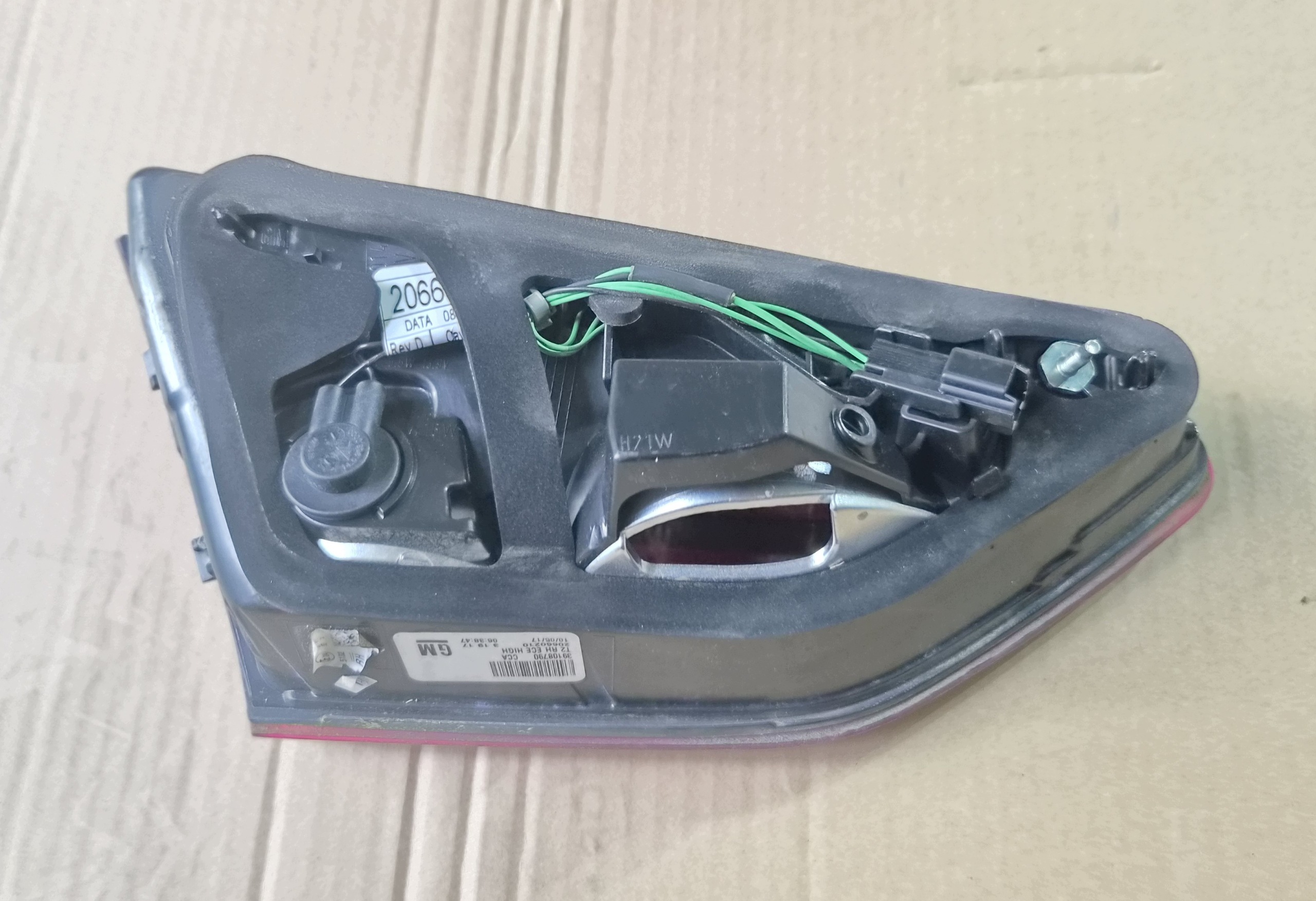 light right rear part bonnet OPEL INSIGNIA B HB 39108790