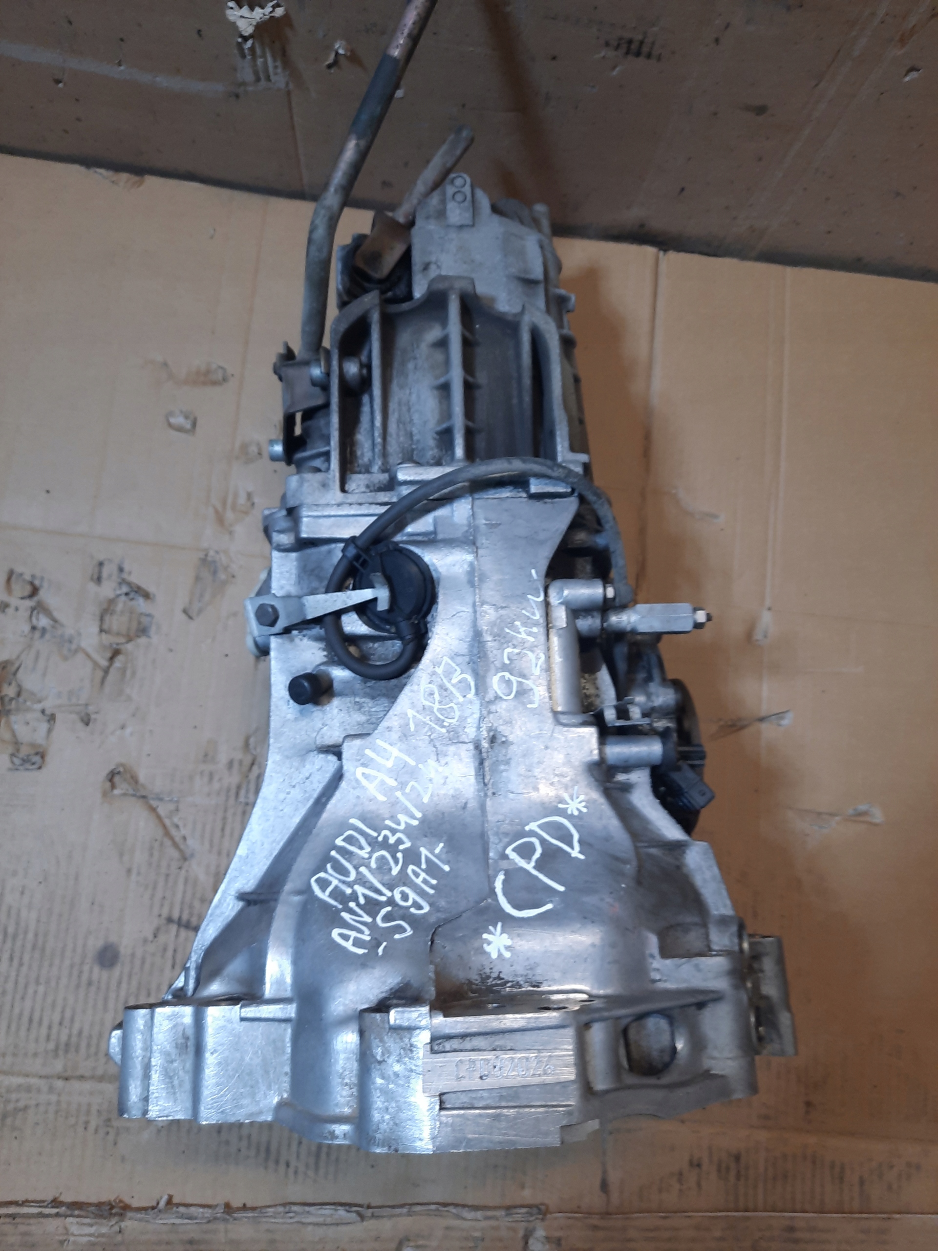 Getriebe *CPD* AUDI A4 1.8B 92KW 1996R