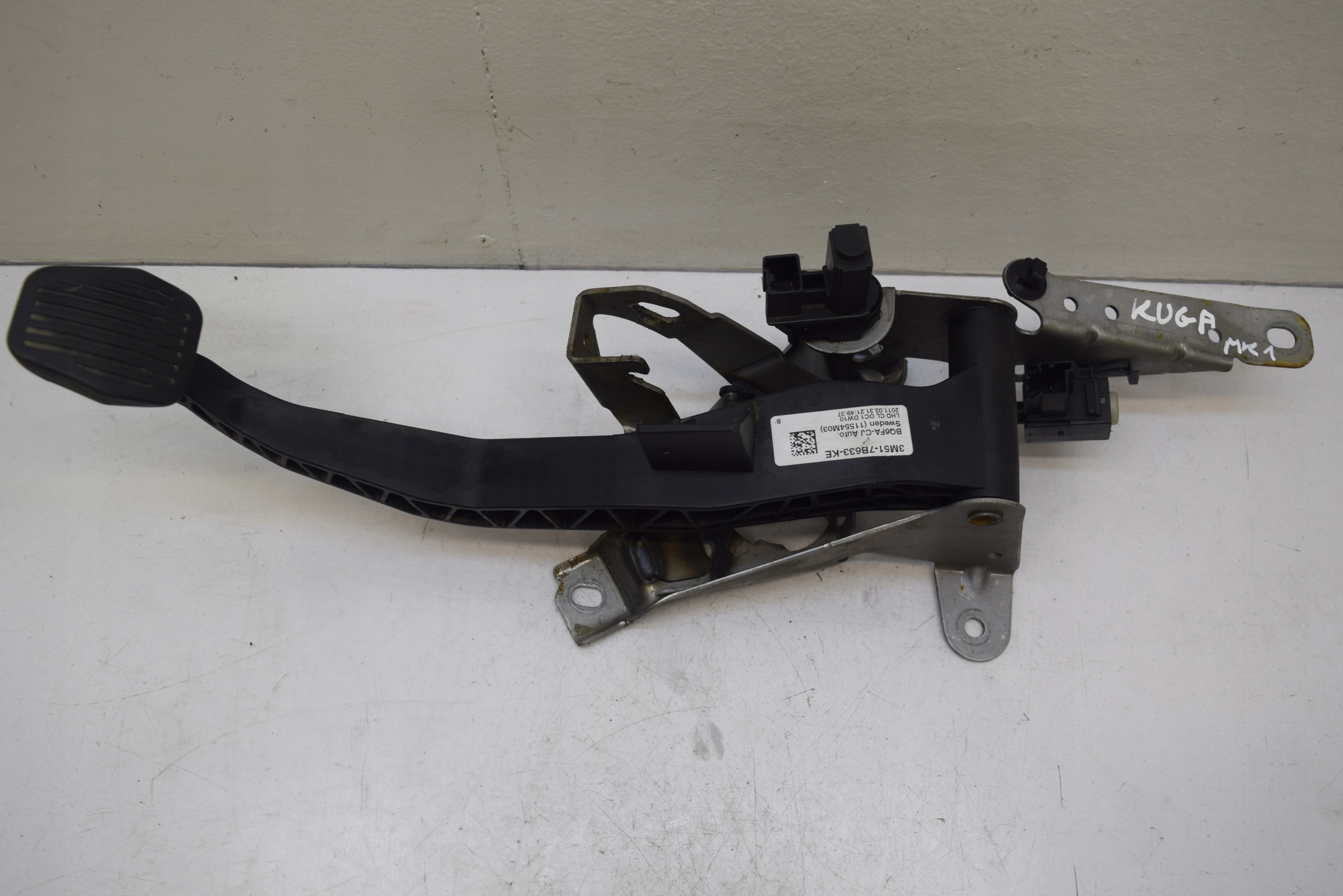 FORD KUGA MK1 PEDAŁ SPRZĘGŁA 3M51-7B633-KE
