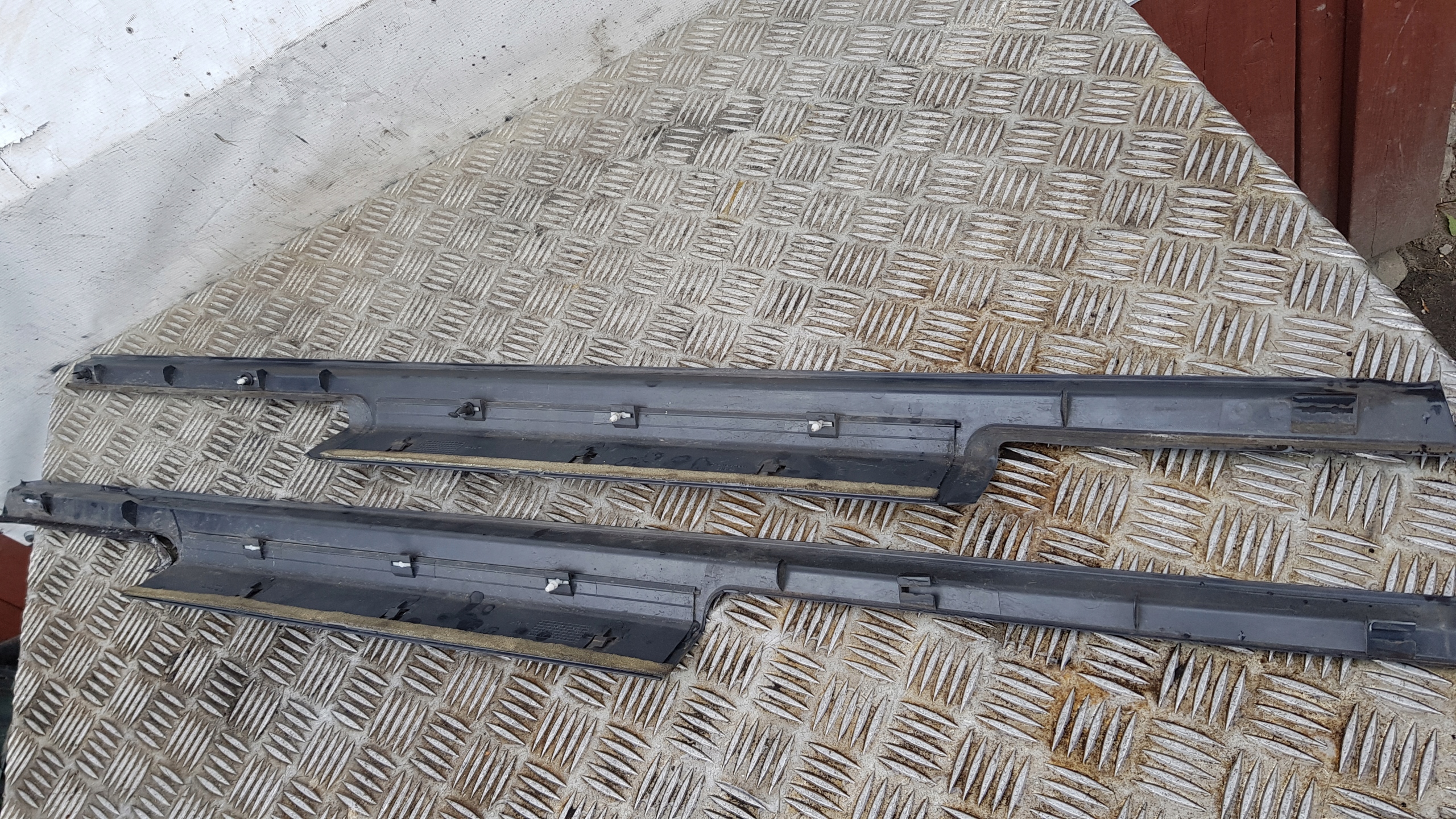 MERCEDES W220 moulding threshold left right front