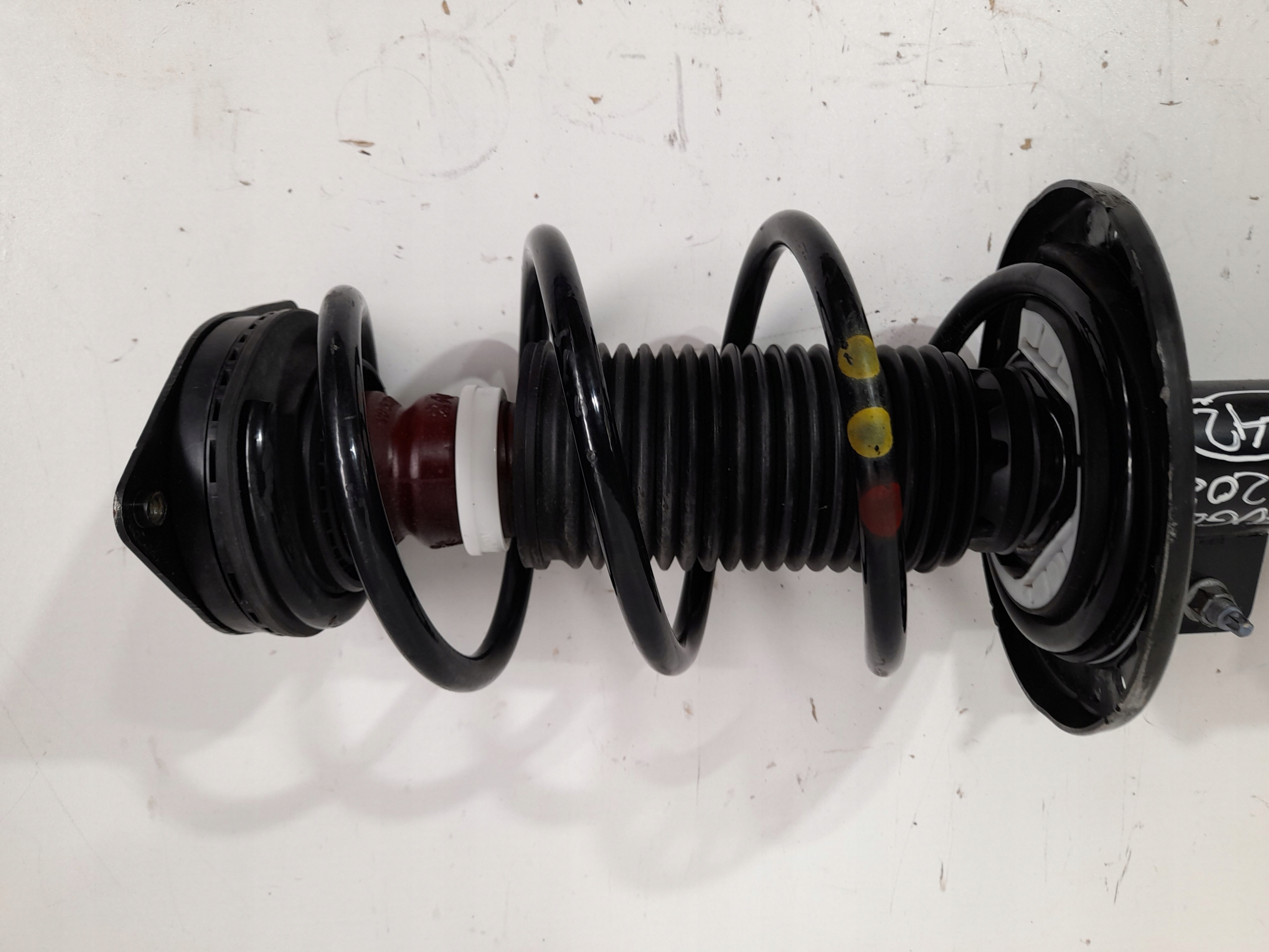 PEUGEOT 208 II shock absorber left front McPherson 98311683800