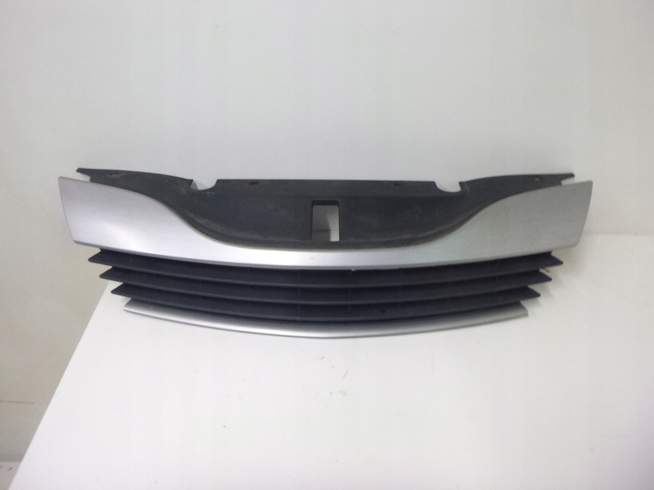 GRILL GRILL RENAULT LAGUNA II 2002R.