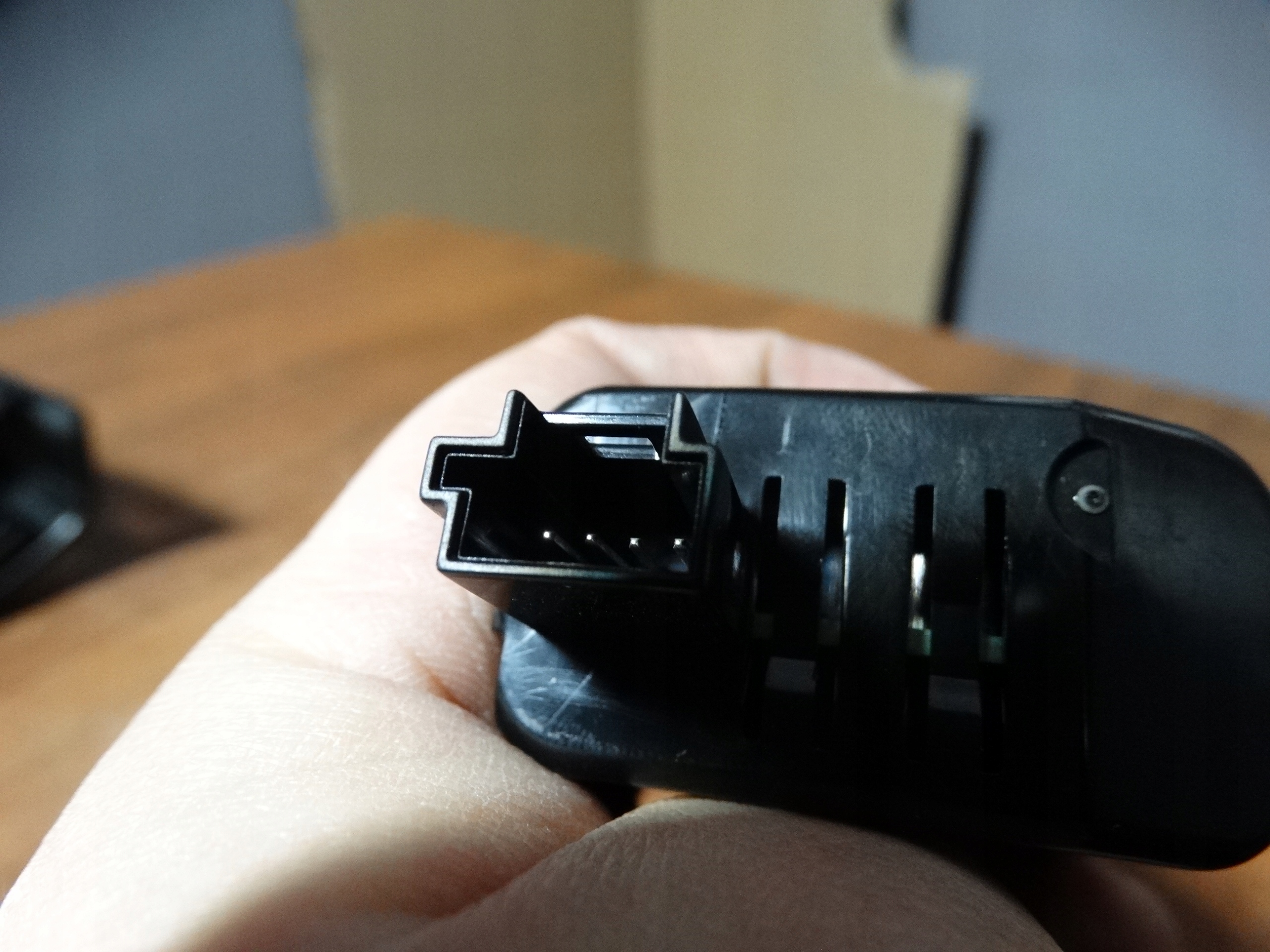 IDEALNY module PORT USB USB-C X2 LADOWARKA MERCEDES W167 1