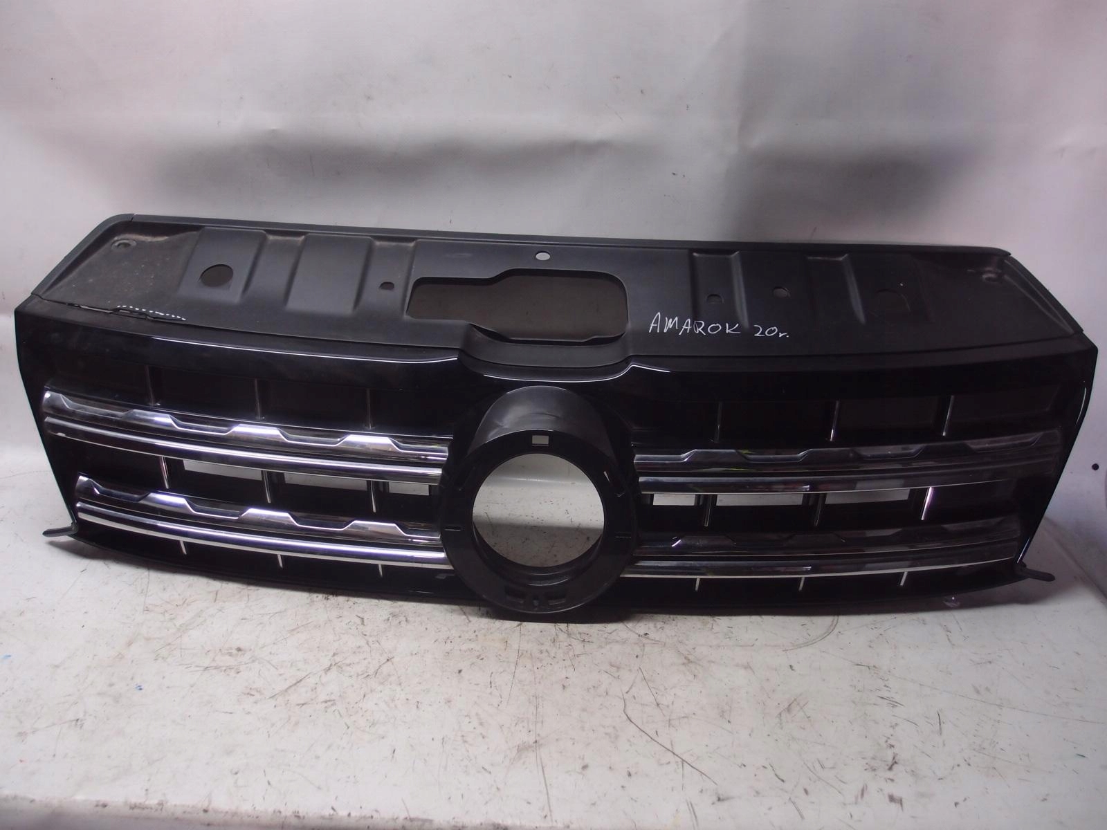 РЕШЕТКА РАДИАТОРА РЕШЁТКА БАМПЕРА VW AMAROK 2020rh6853651