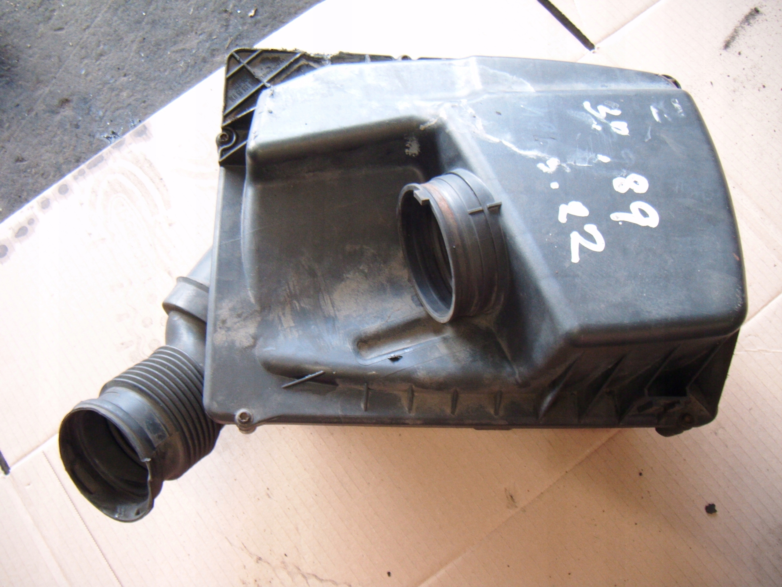 OPEL ZAFIRA B 1.9 CDTI OBUDOWA FILTRA POWIETRZA