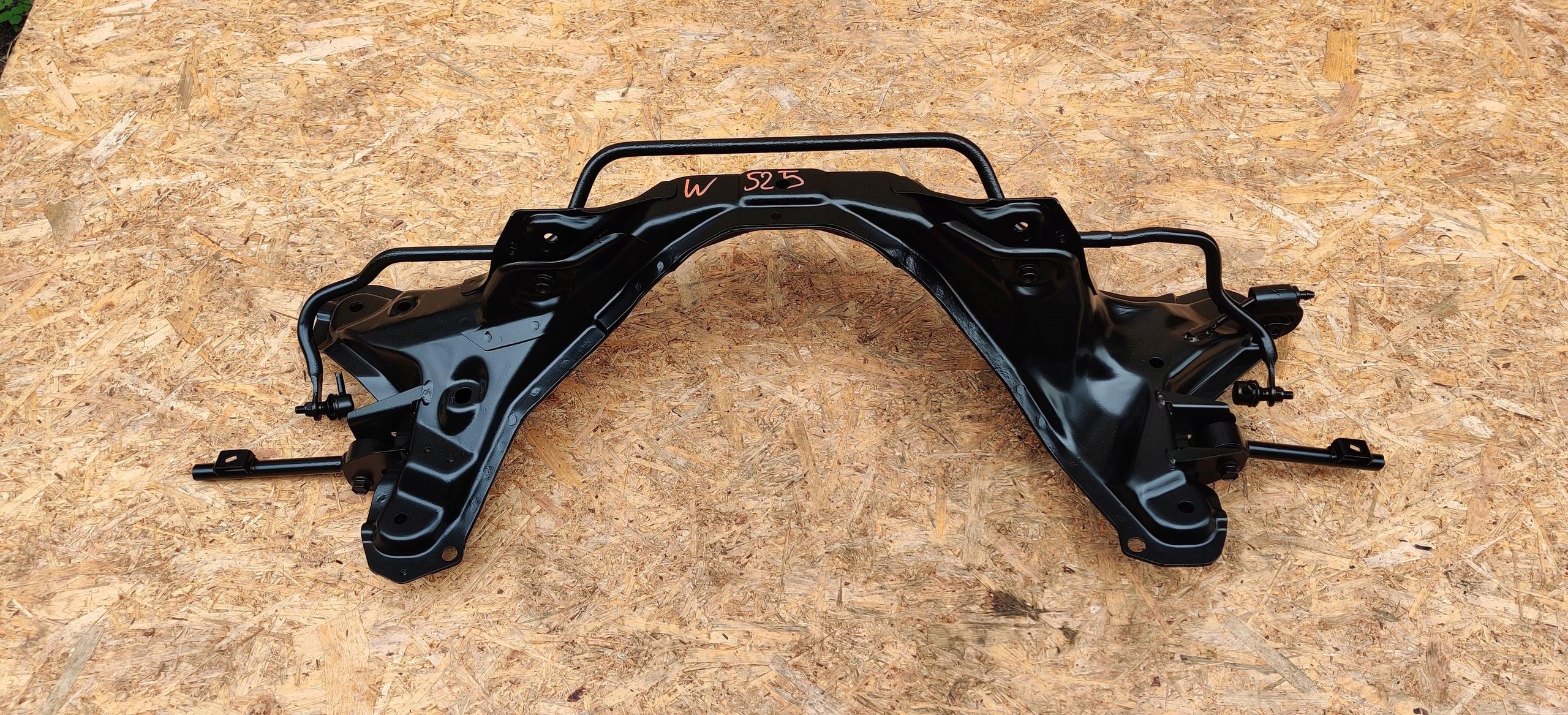 TYLNA BELKA OŚ TYŁ ZAWIESZENIE TYŁ TYLNE TRAWERS HONDA FR-V FRV