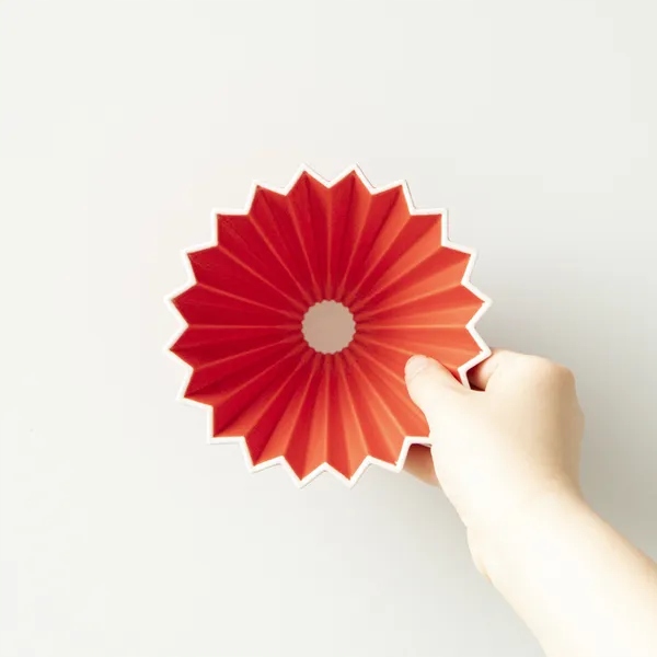 ORIGAMI Dripper Ceramiczny S Czerwony Kolor dominujący czerwony