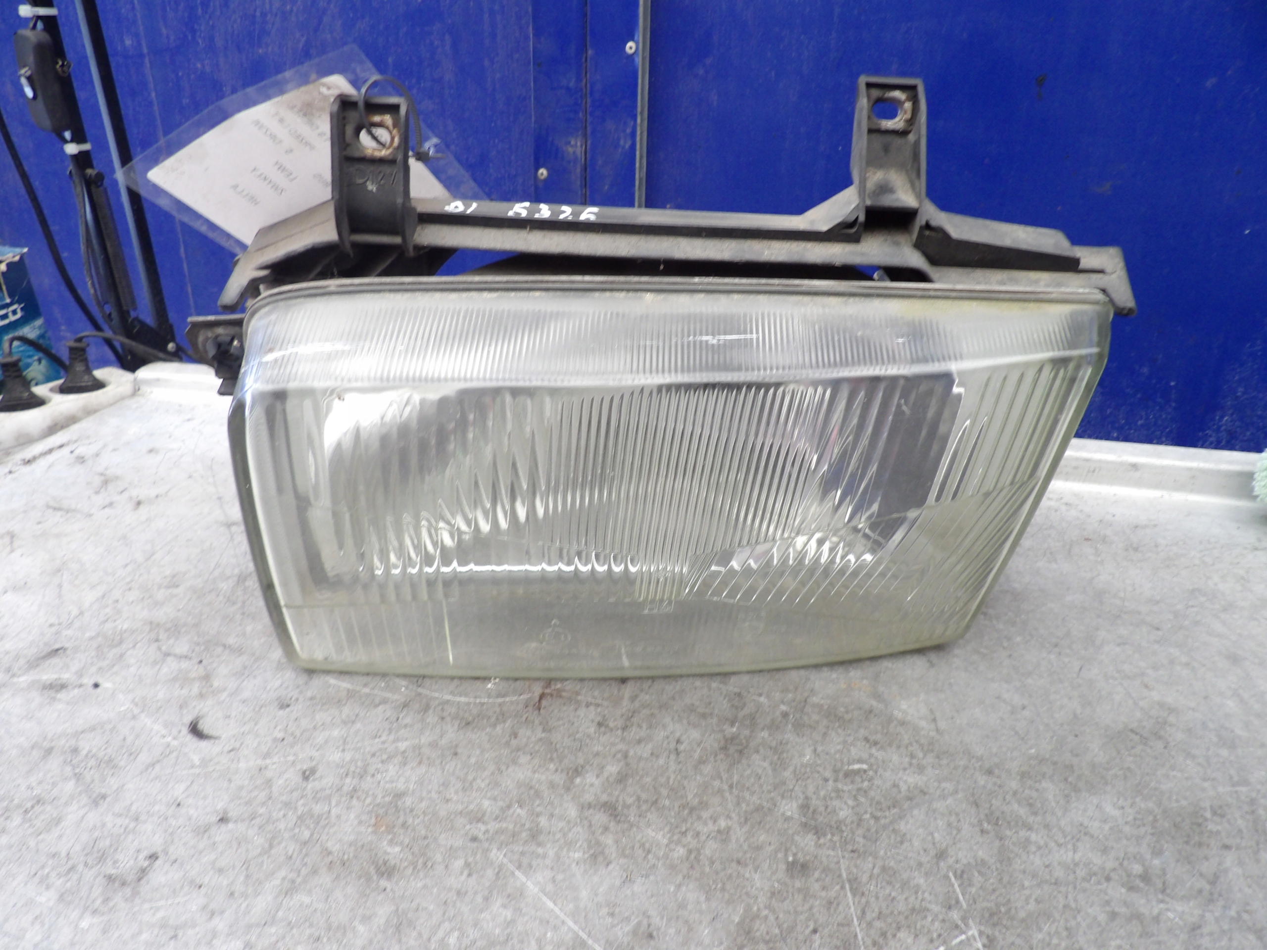 VW Transporter T4 light front left Hella