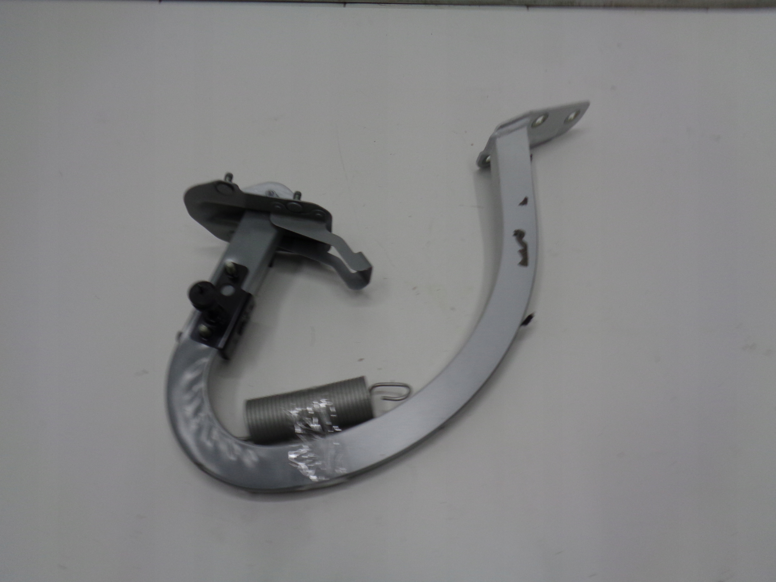 GX73-430-B5 - JAGUAR XE X760 петля закрилка задня ліва 16R