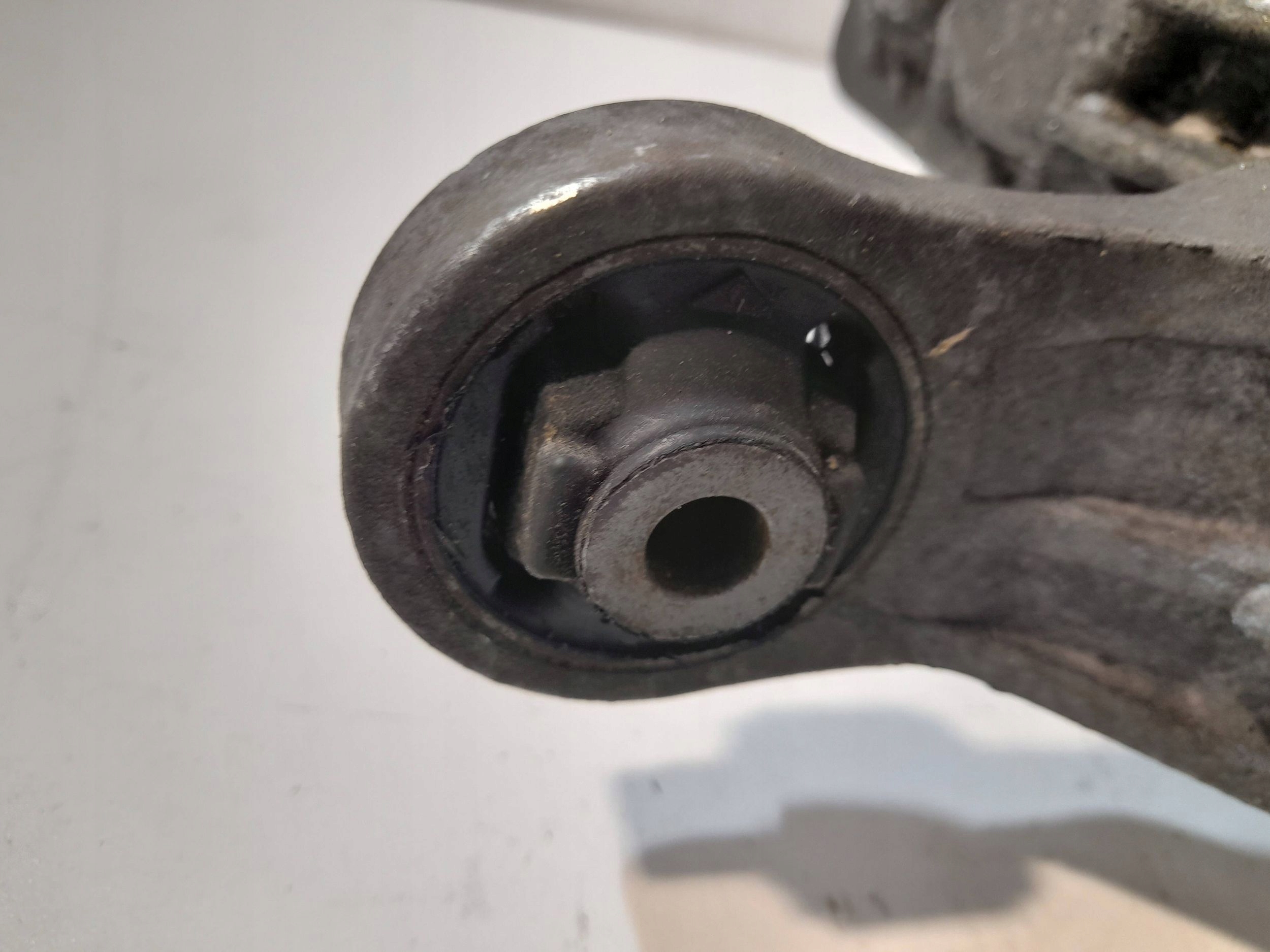 Mitsubishi Outlander PHEV differential diff rear (296)