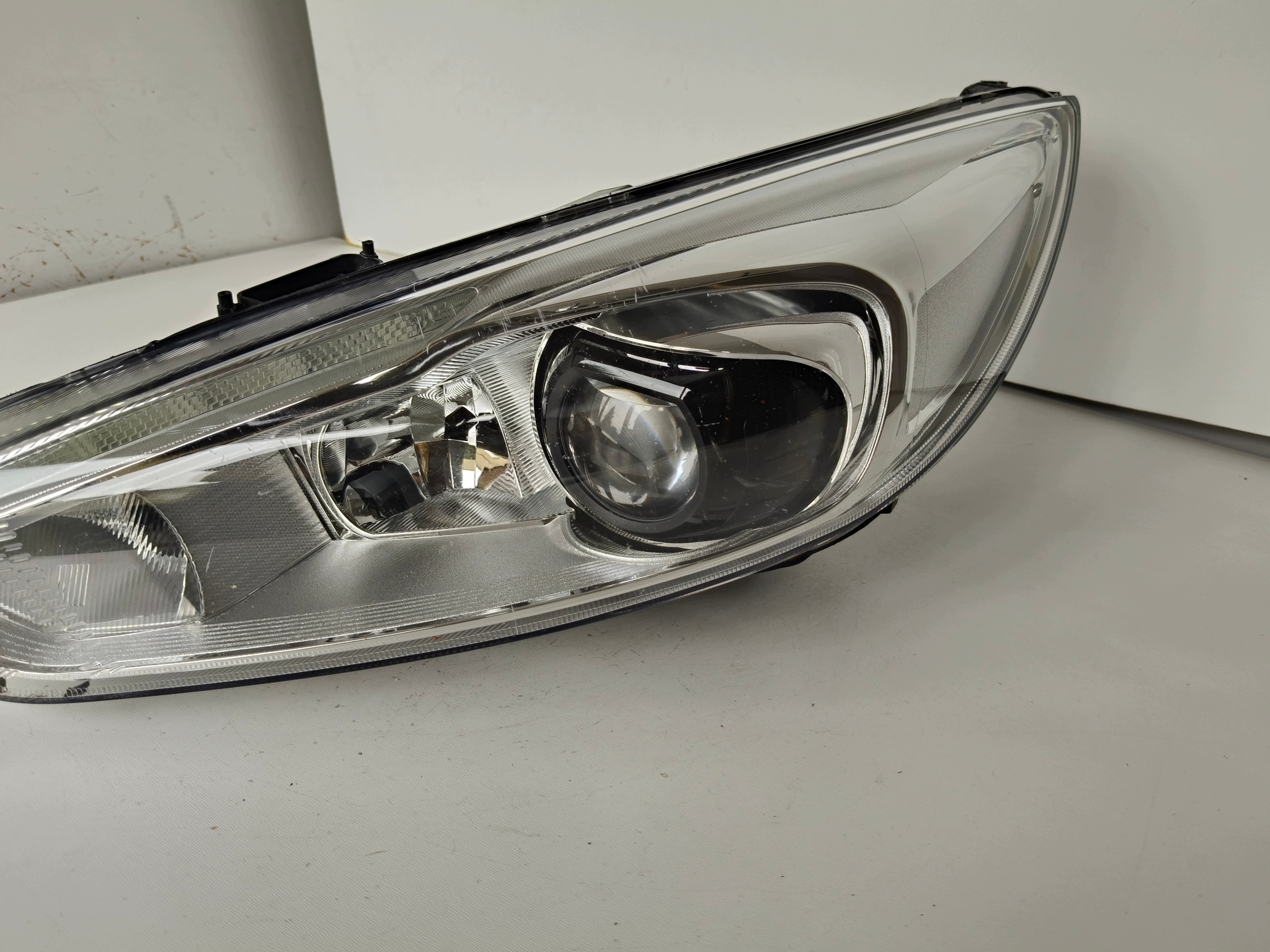light left REFLEKTOR FORD FOCUS MK3 14- LIFT XENON LED positioning