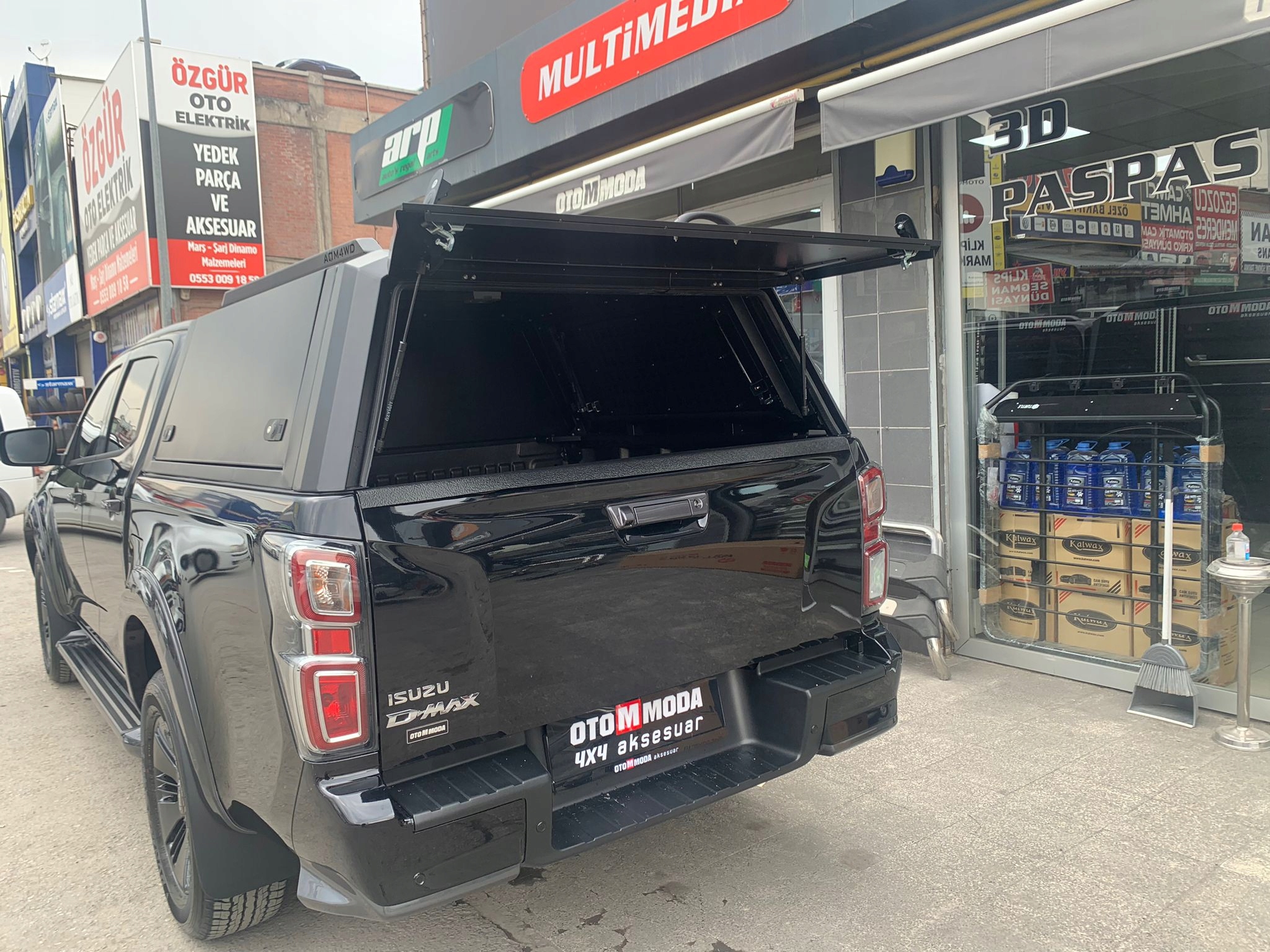 TOYOTA HILUX ZABUDOWA PAKI HARDTOP NOWA STALOWA BARDZO TRWAŁA Wersja Europejska