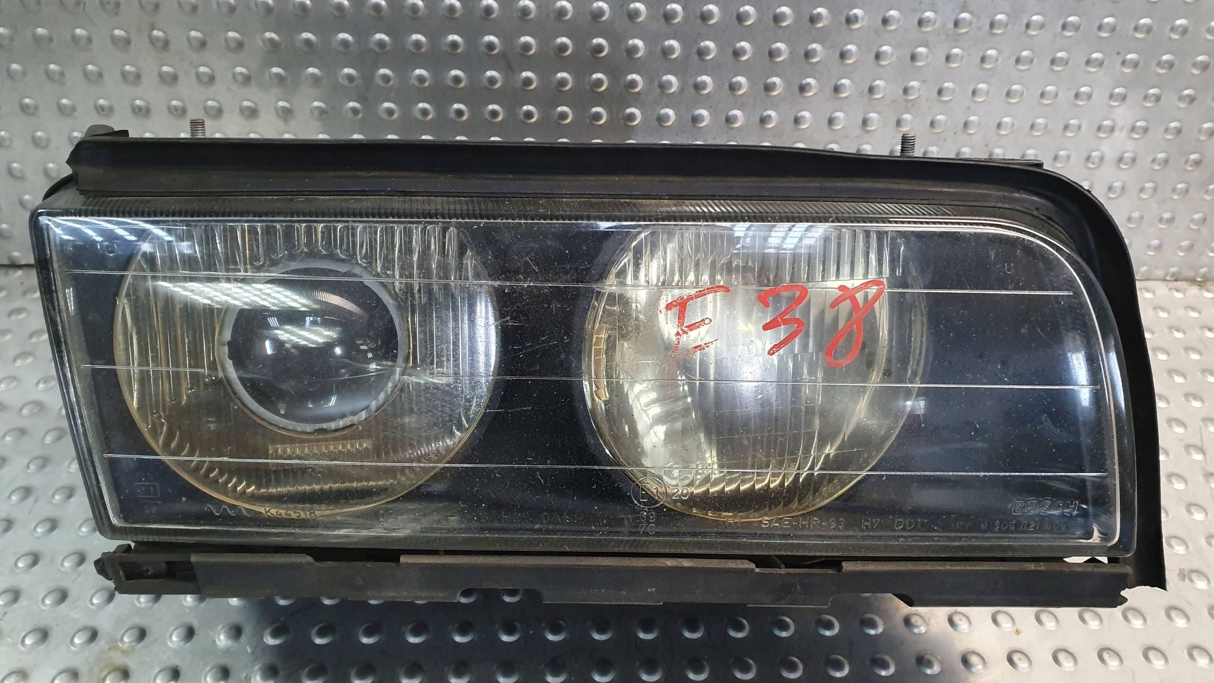 light front right BMW 7 E38 0301043202, 8352022 94