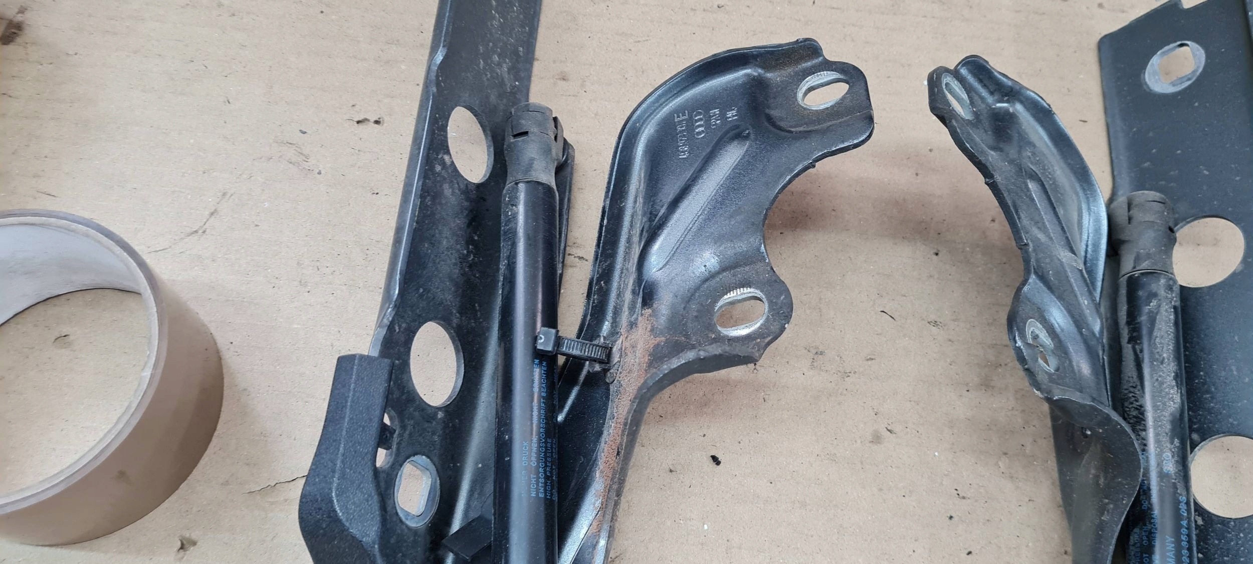 S6 A6 C7 4G LIFT hinge bonnet hinges left right 2X LZ7S A7 4G KOMPLET
