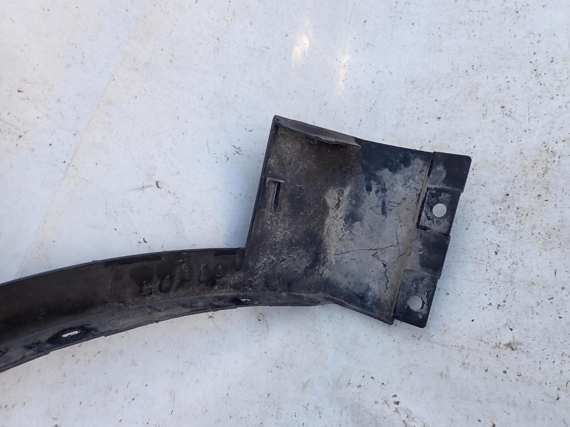 BMW X3 F25 10-17 moulding cap right front