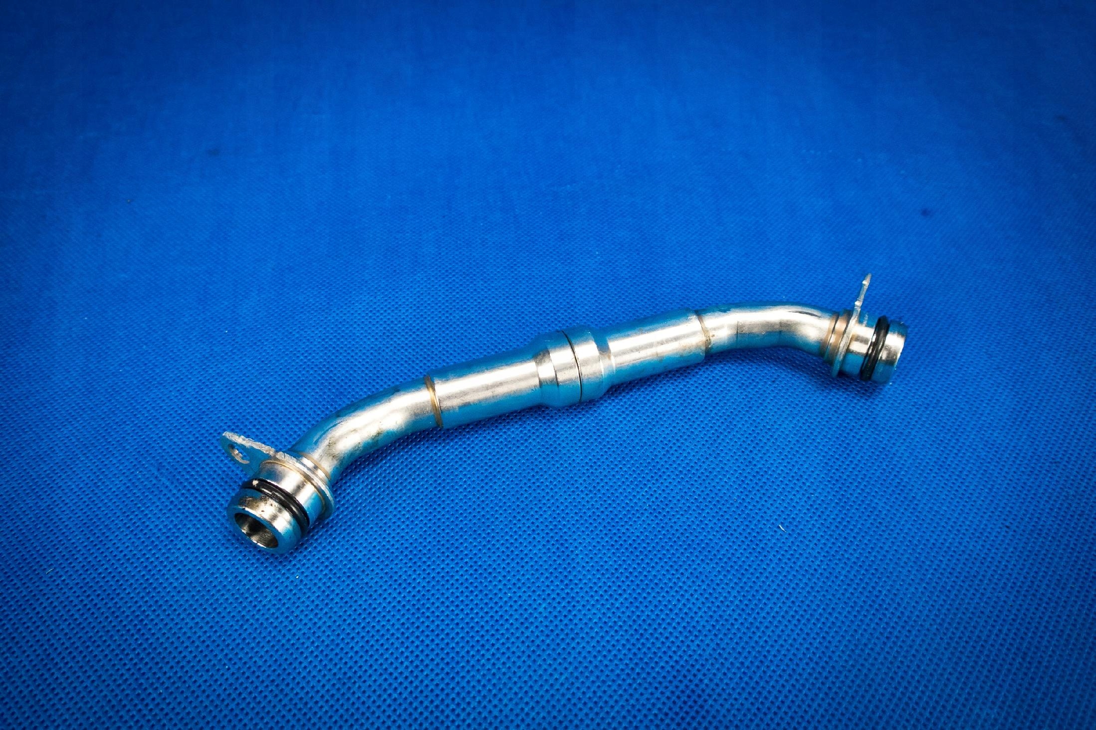 rohr odpowietrzajaca Audi A6 A7 4K A8 059103209N