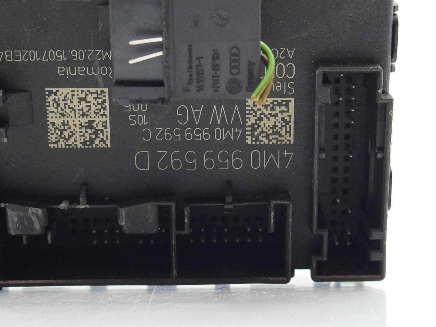 module door right front front AUDI Q7 II 4M 4M0959595D