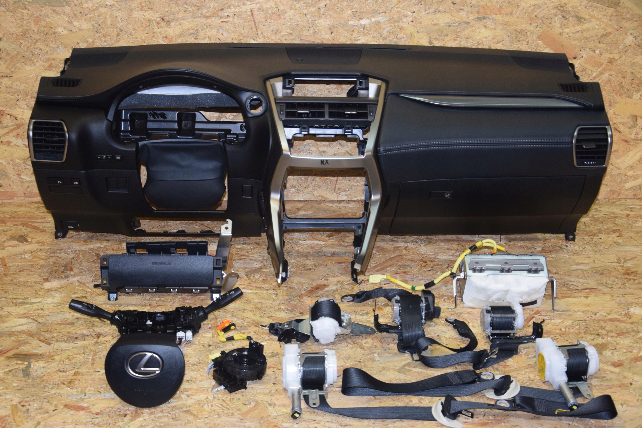 245465245442332 - Дошка консоль подушка безпеки ремені LEXUS NX 300h оригінал