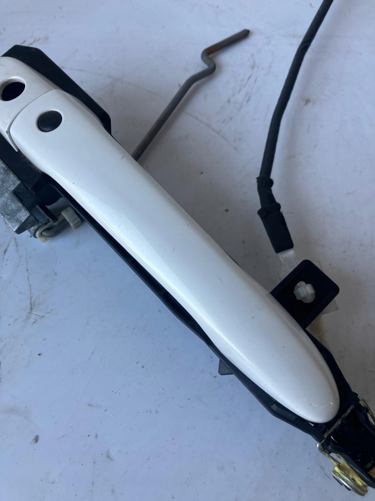handle door left front MAZDA CX5 KEYLESS 34K