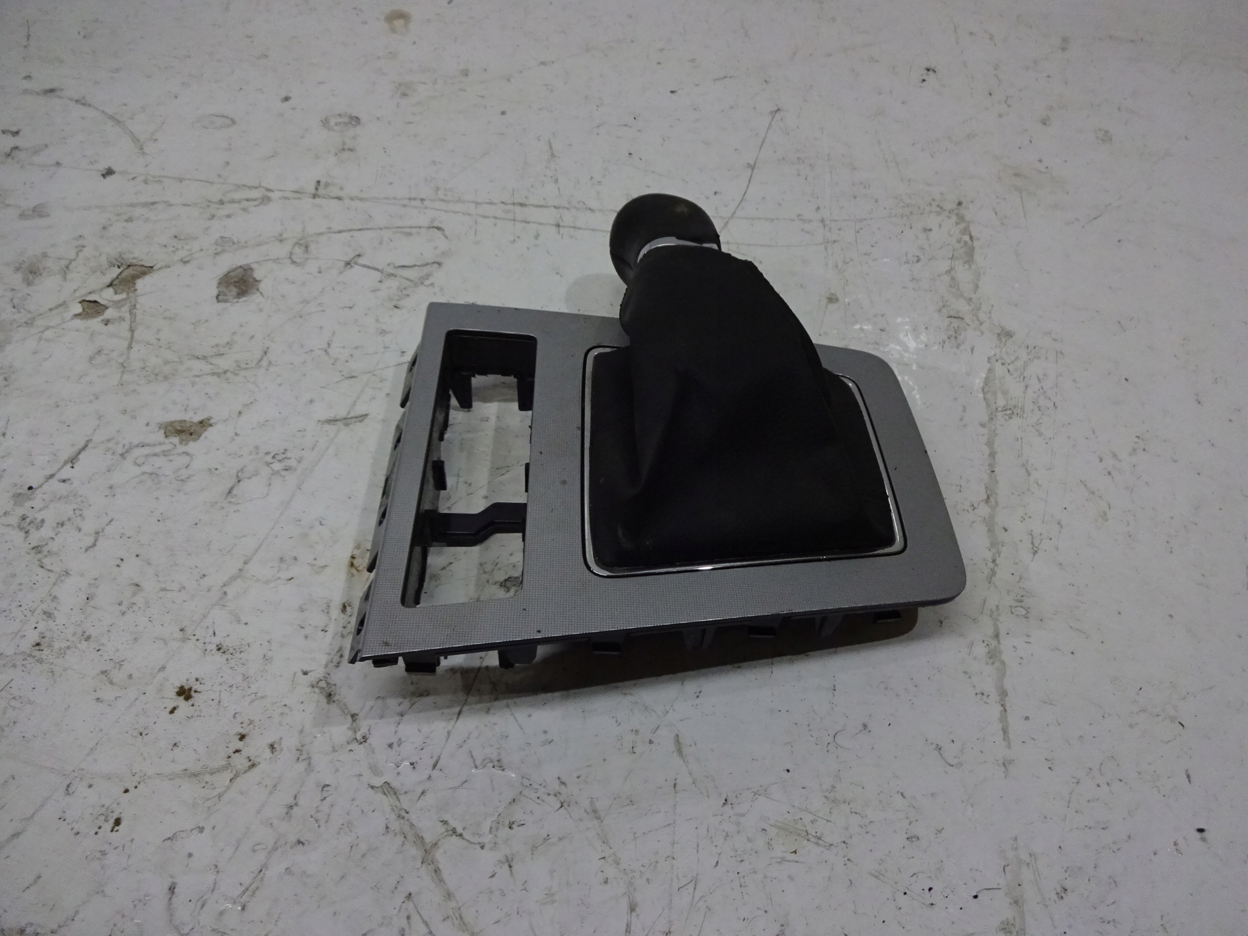 MIESZEK GAŁKA RAMKA 4X4 SKODA OCTAVIA III