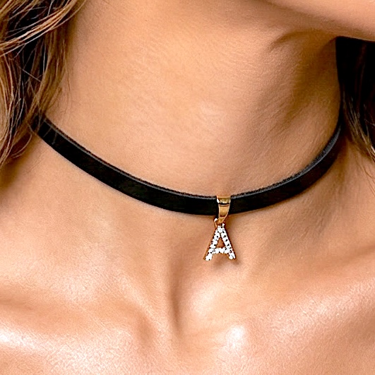 Kožený Choker personalizovaný dárek pro ni černý chirurgický zlatý