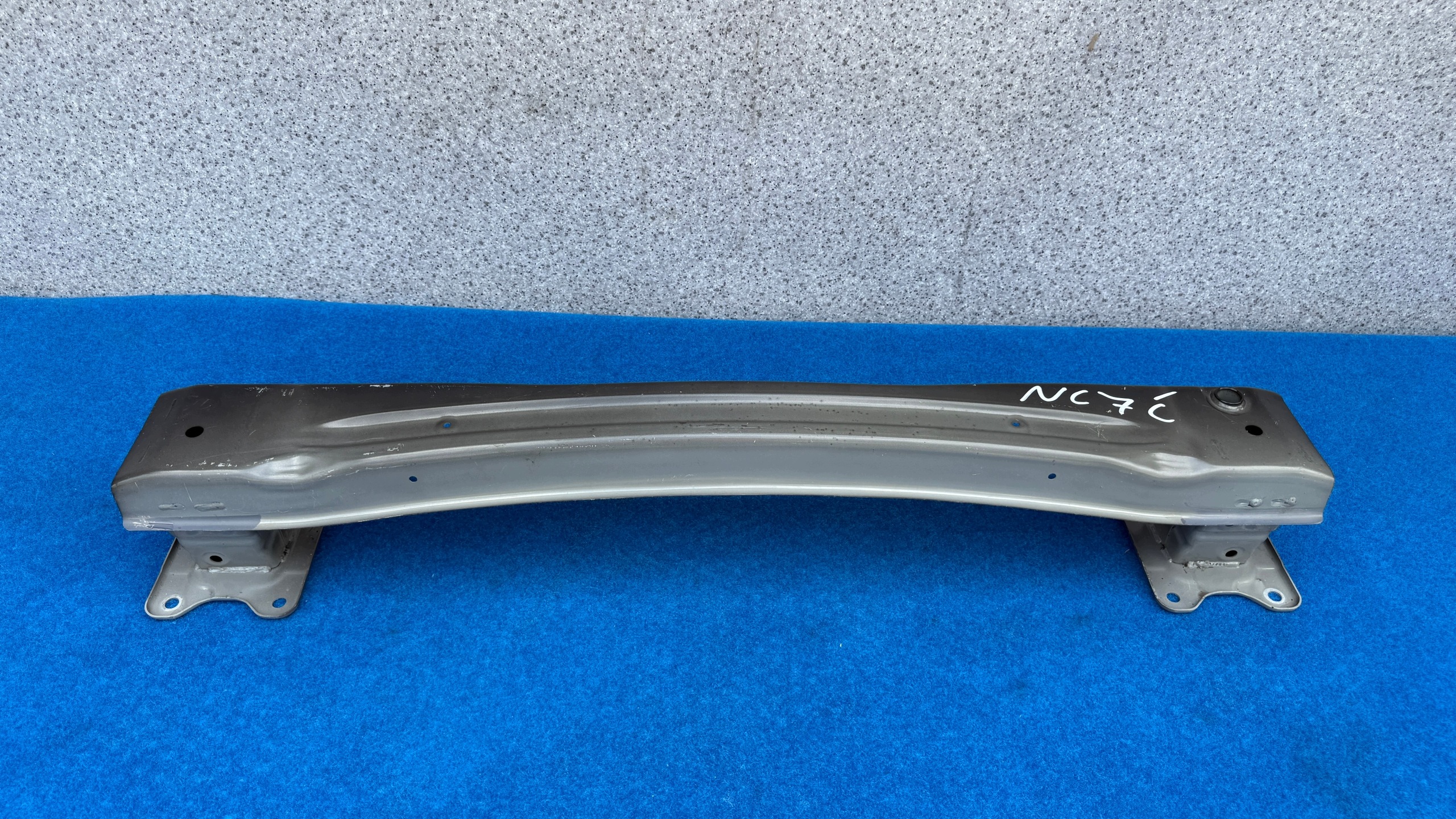 MG HS 2 II 2024R+ bumper support rear part pillar 11845458 NC7C