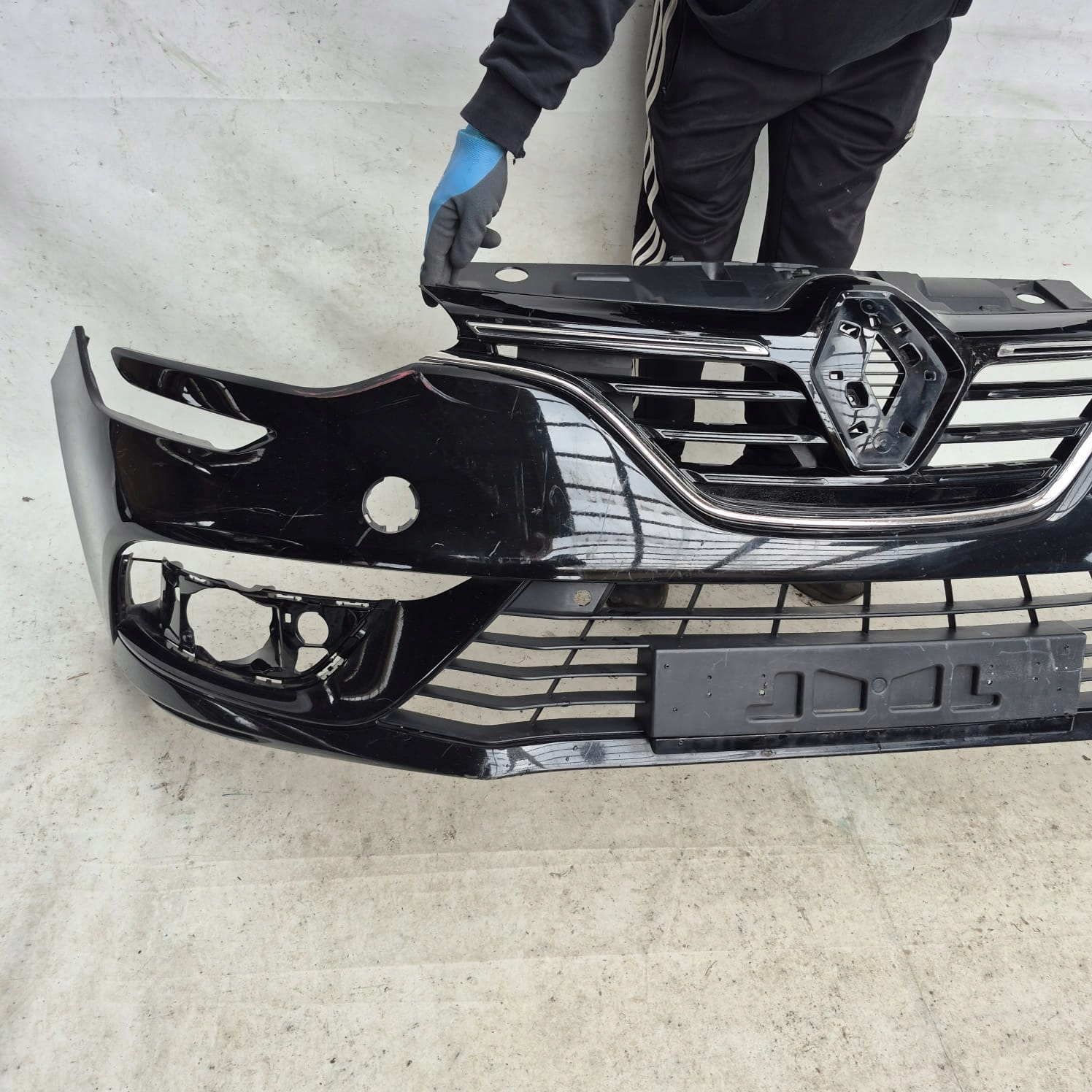 RENAULT MEGANE IV 4 16-20 bumper front front grill PDC 622542307R