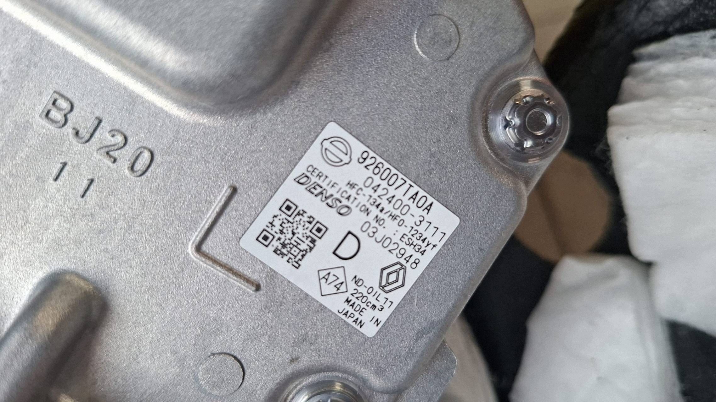 compressor compressor; of the air conditioning Alpine A390 926007TA0A stan very good condition