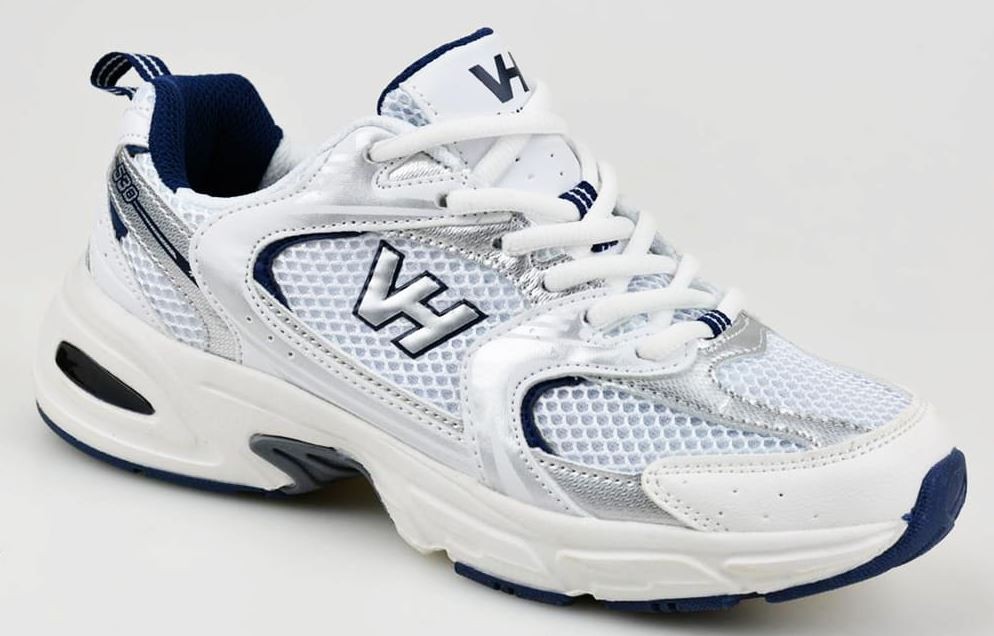 Dámské sportovní boty adidasy Vanhorn bílé a stříbrné 40