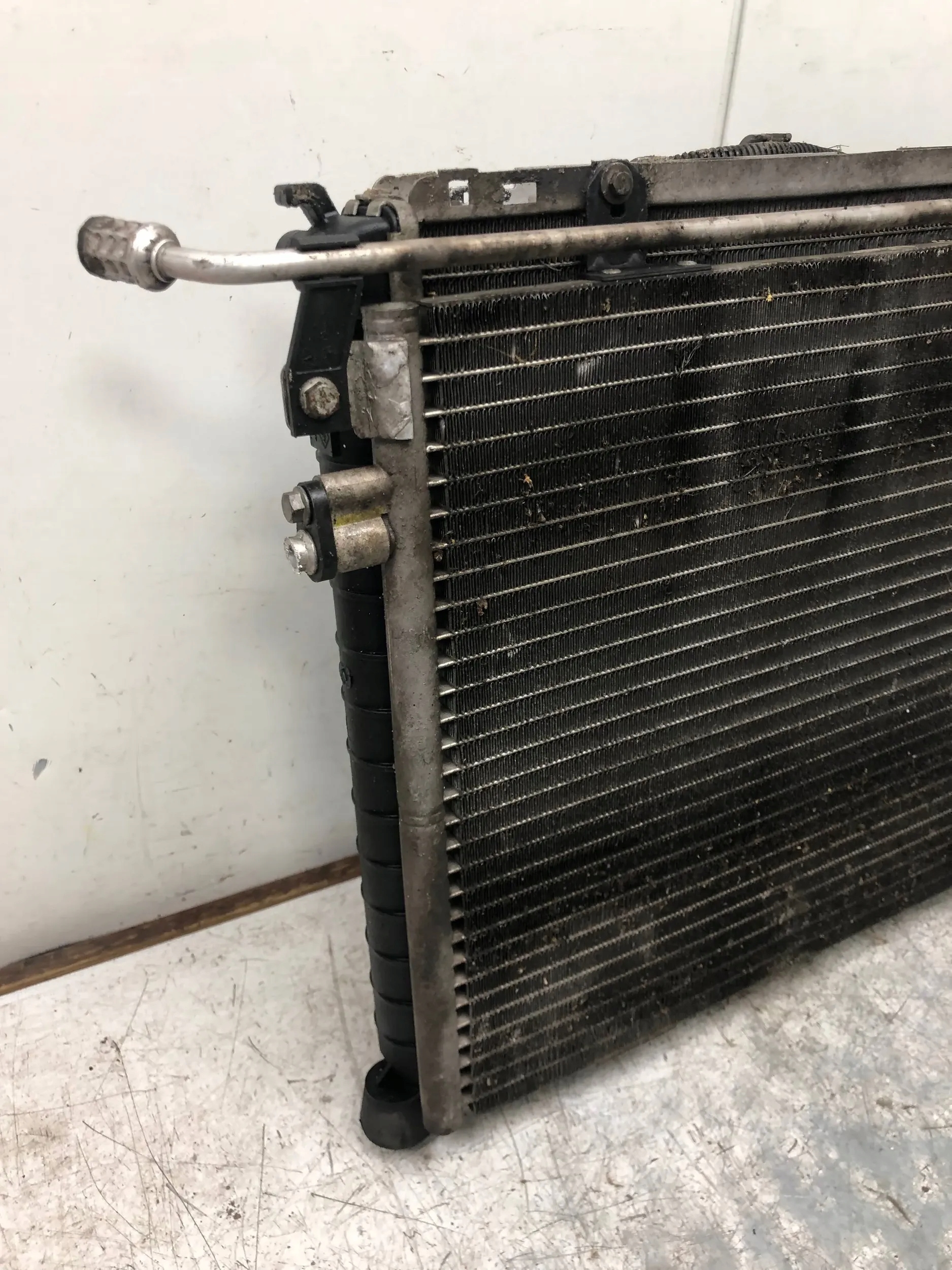 chladič ventilátor RENAULT CLIO II 1.4 8V 7700414103D