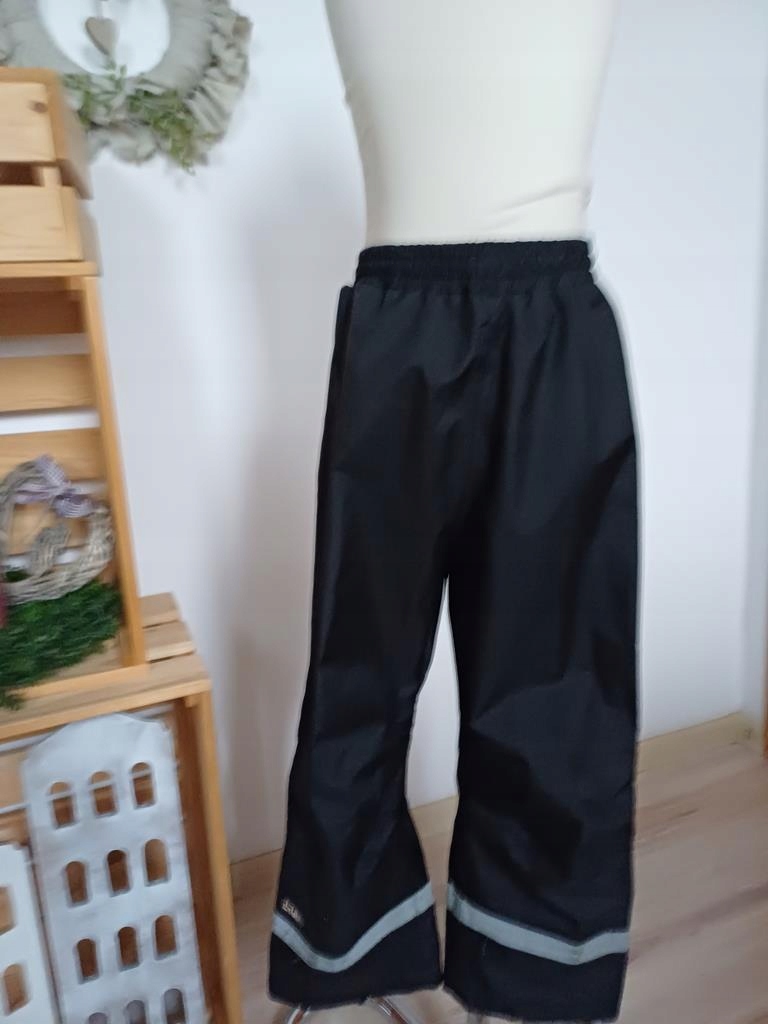 SPODNIE CIENKIE PRZECIWDESZCZOWE 128-130 Marka bez marki
