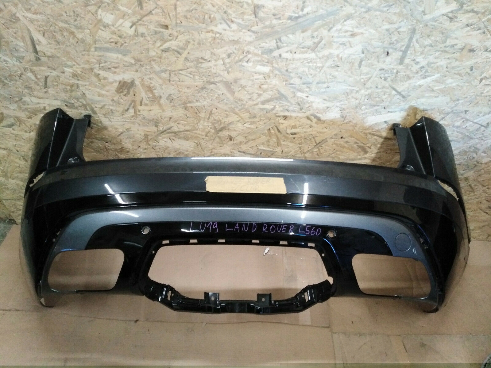 bumper rear LAND ROVER VELAR L560 2017