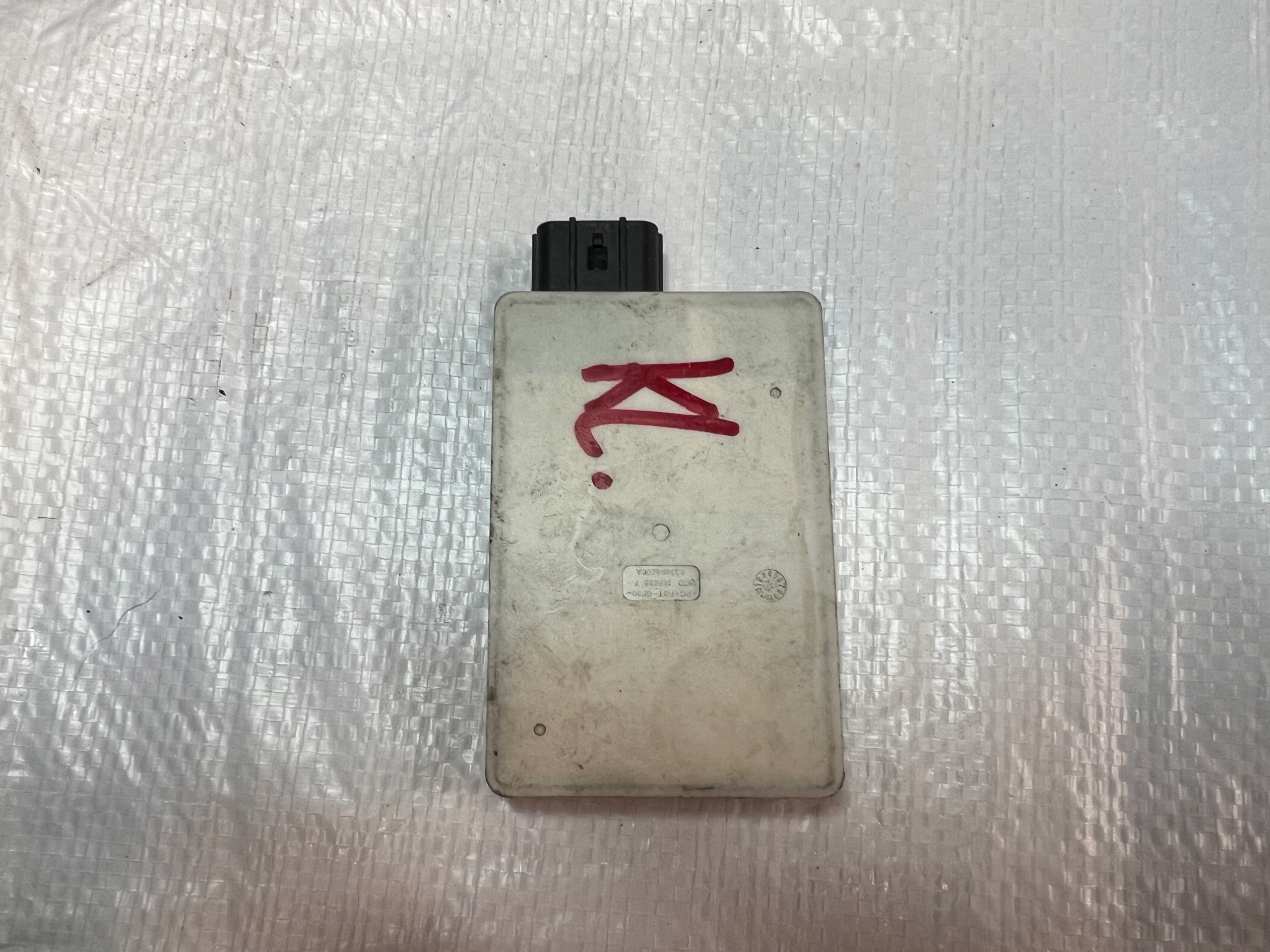 JEEP CHEROKEE CZUJNIK MARTWEGO POLA RADAR SENSOR Numer katalogowy części 68307162AC