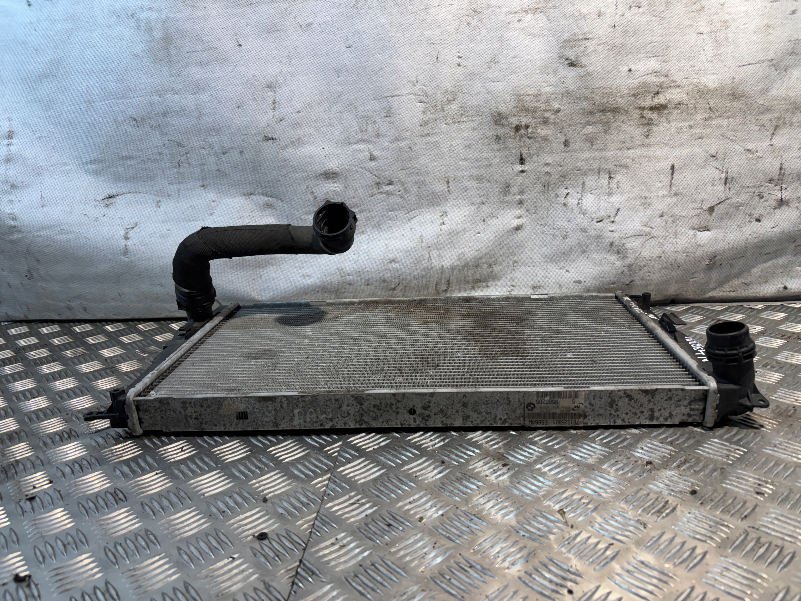 water cooler BMW E91 lift 2,0B N43B20A 7788903