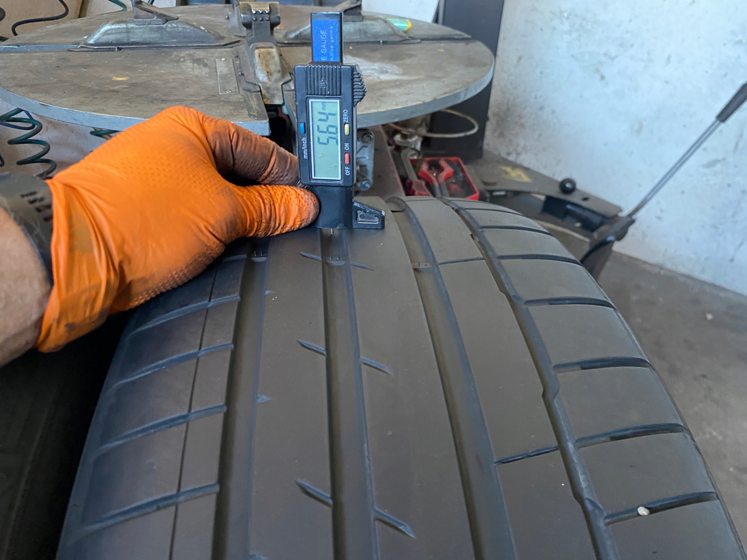 2 tyres summer 255/45R20 Hankook Ventus S1 Evo3