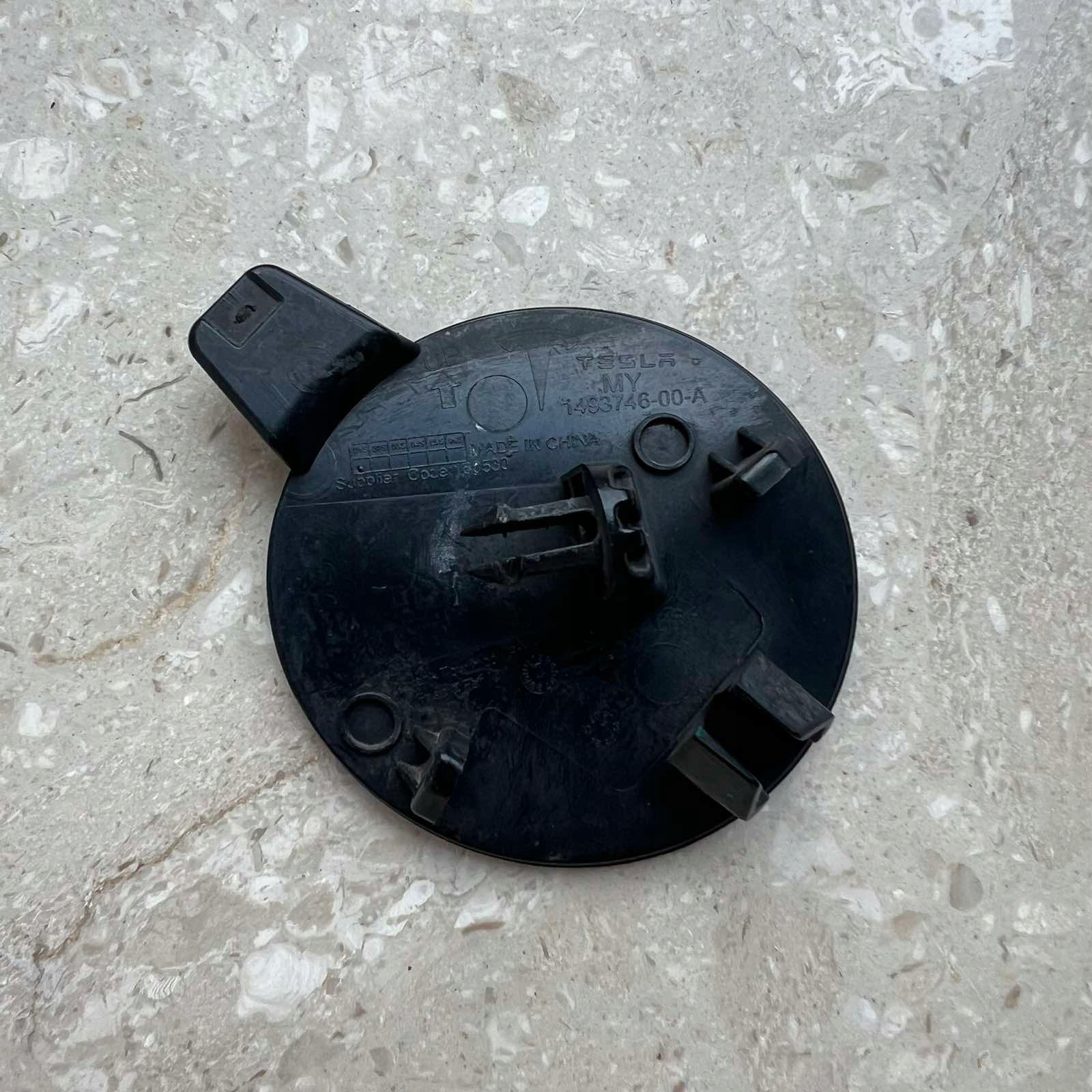 TESLA MODEL Y 2020-> towing hook cap bumper front 1493746-00-A